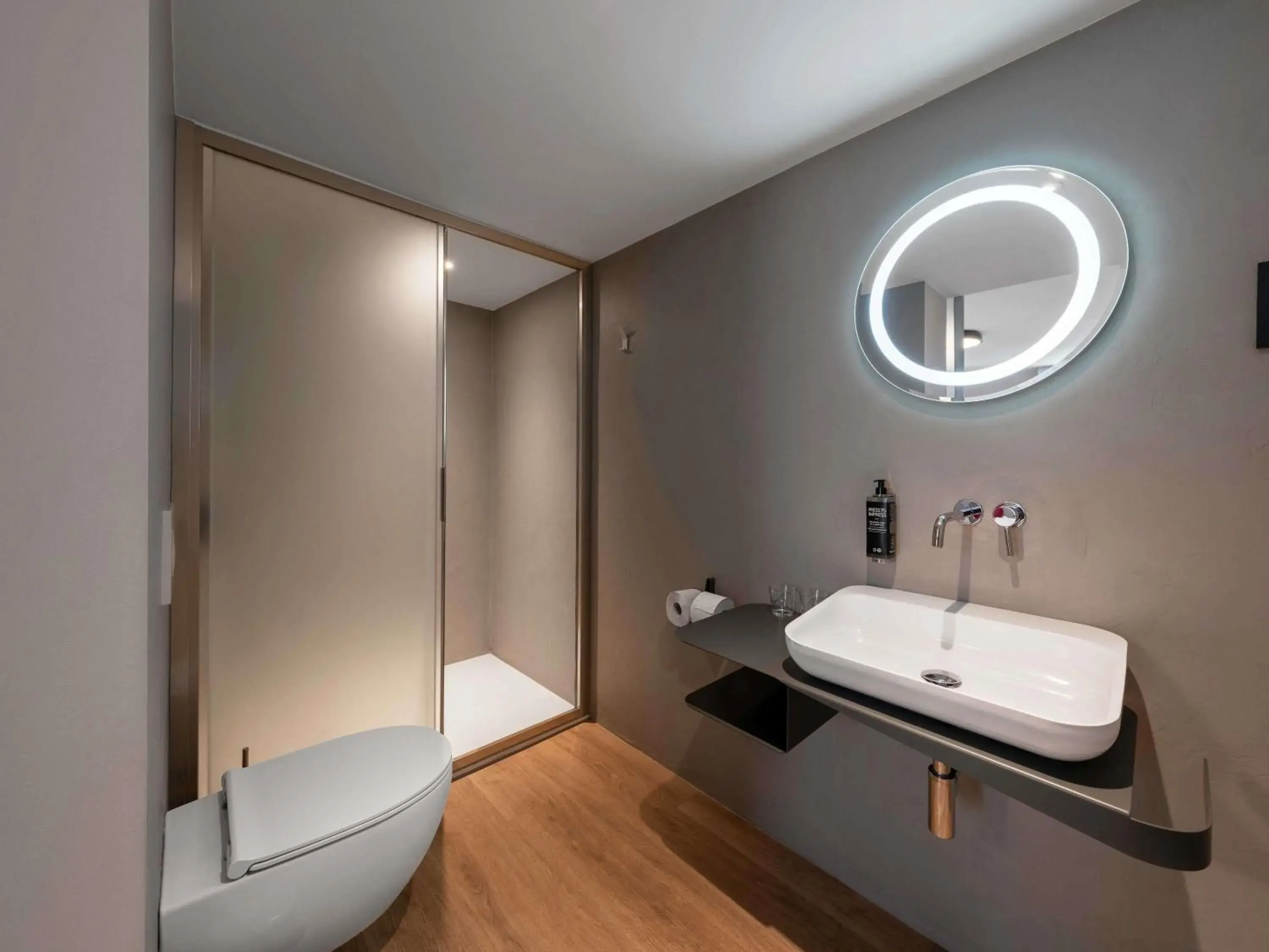 Bedroom in ibis Styles Ljubljana Centre Bedroom in ibis Styles Ljubljana Centre