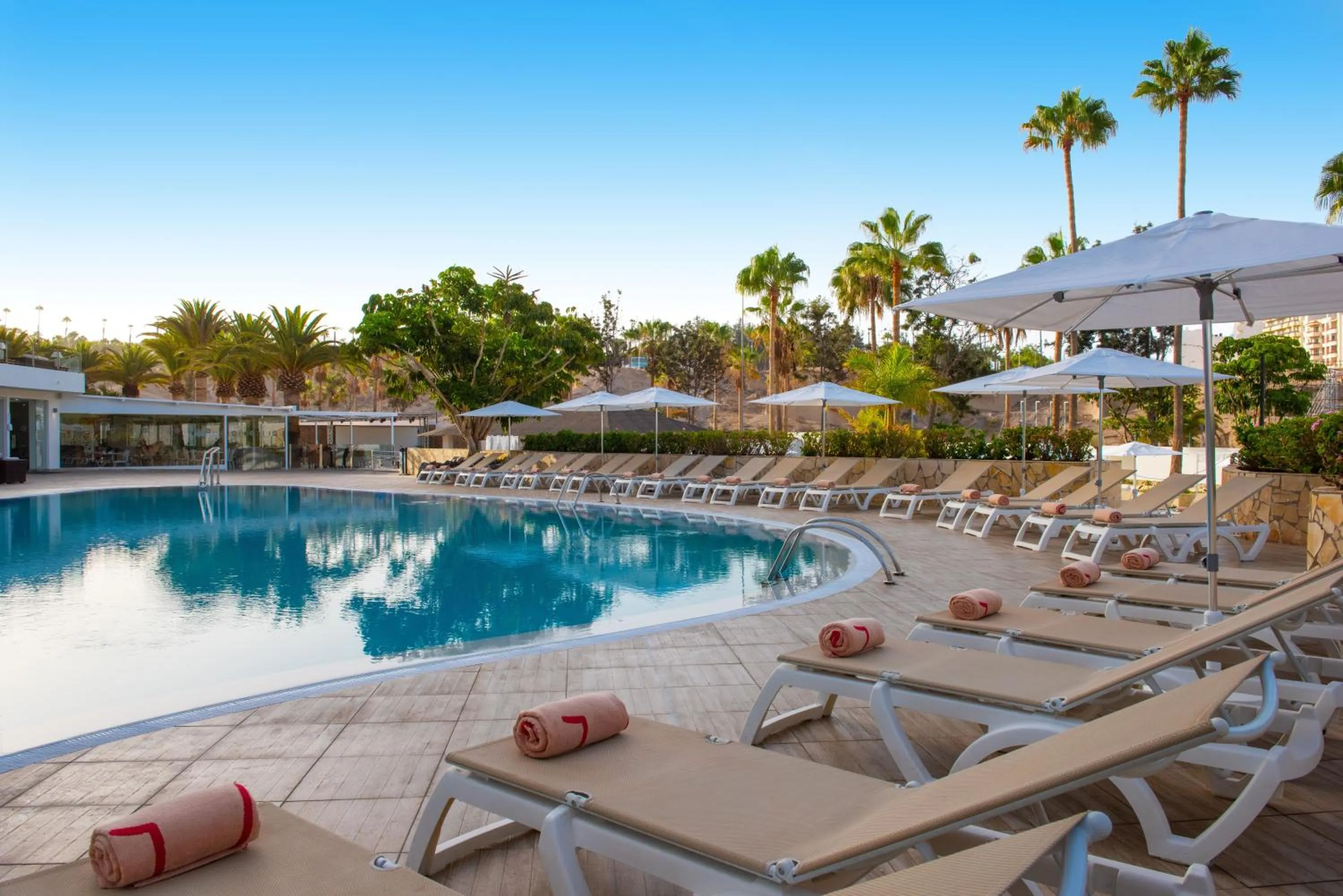 Swimming pool in Olé Tropical Tenerife Adults Only