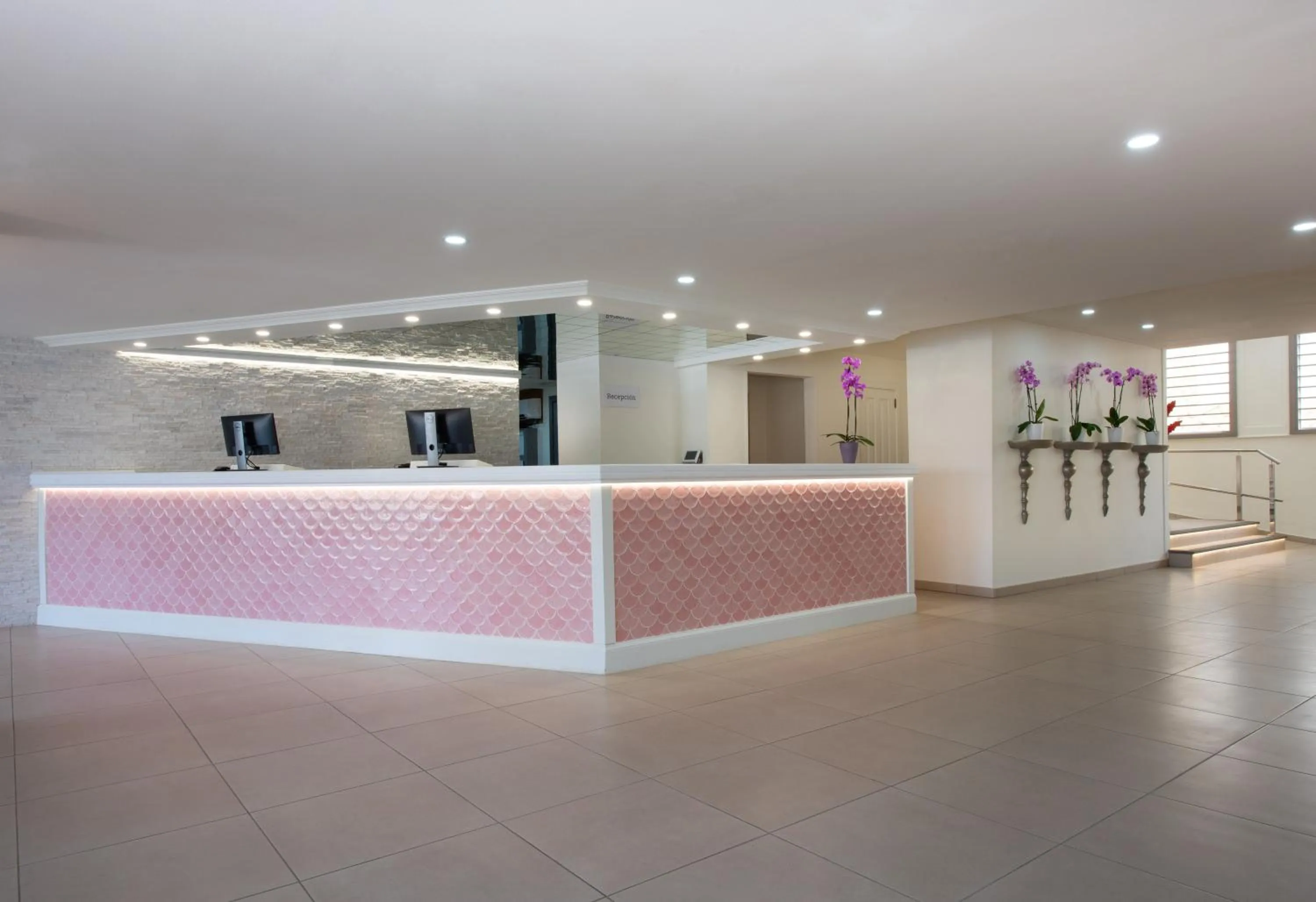 Lobby or reception in Olé Tropical Tenerife Adults Only
