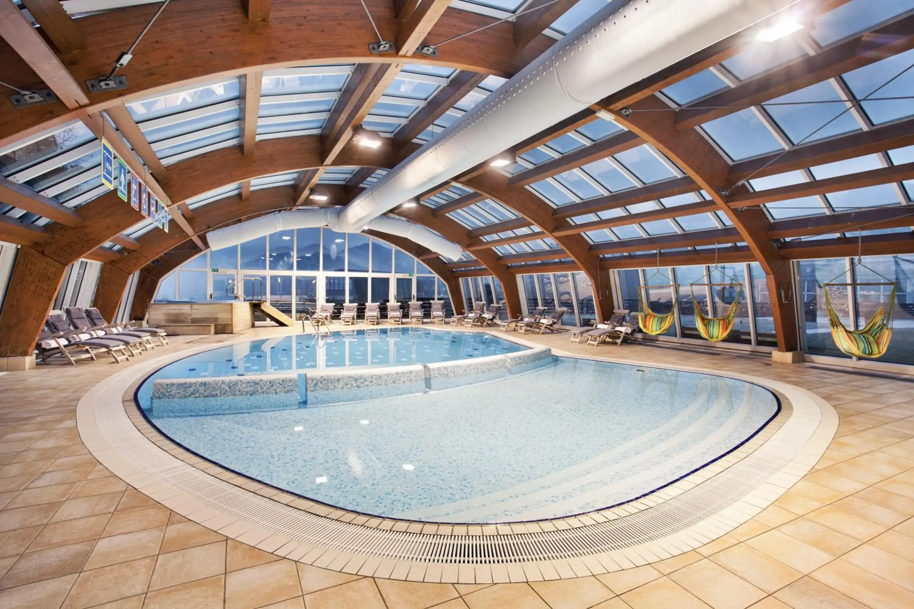 Swimming pool in Hotel Kompas Swimming pool in Hotel Kompas