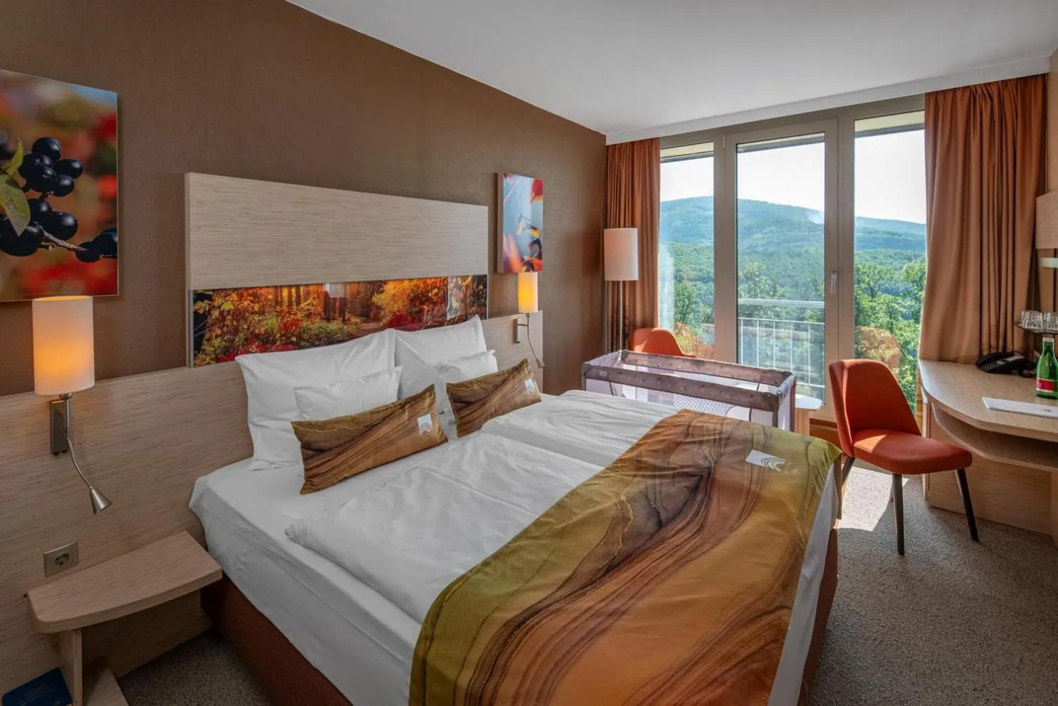 Photo of the whole room, Bed in Lifestyle Hotel Mátra