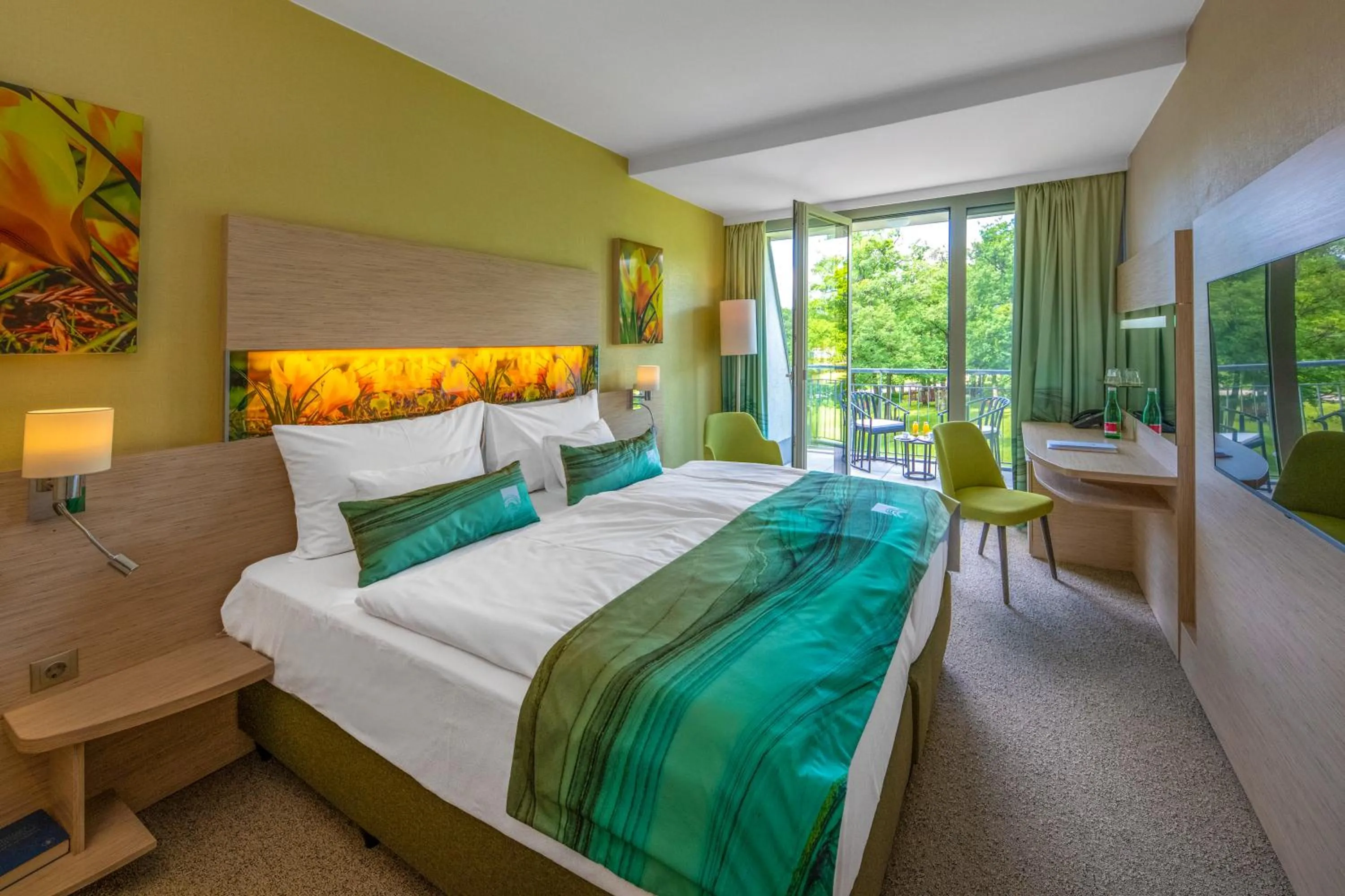 Photo of the whole room, Bed in Lifestyle Hotel Mátra