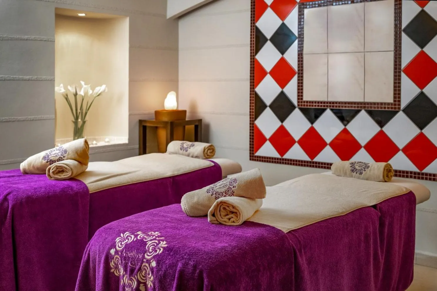 Massage, Bed in Lifestyle Hotel Mátra