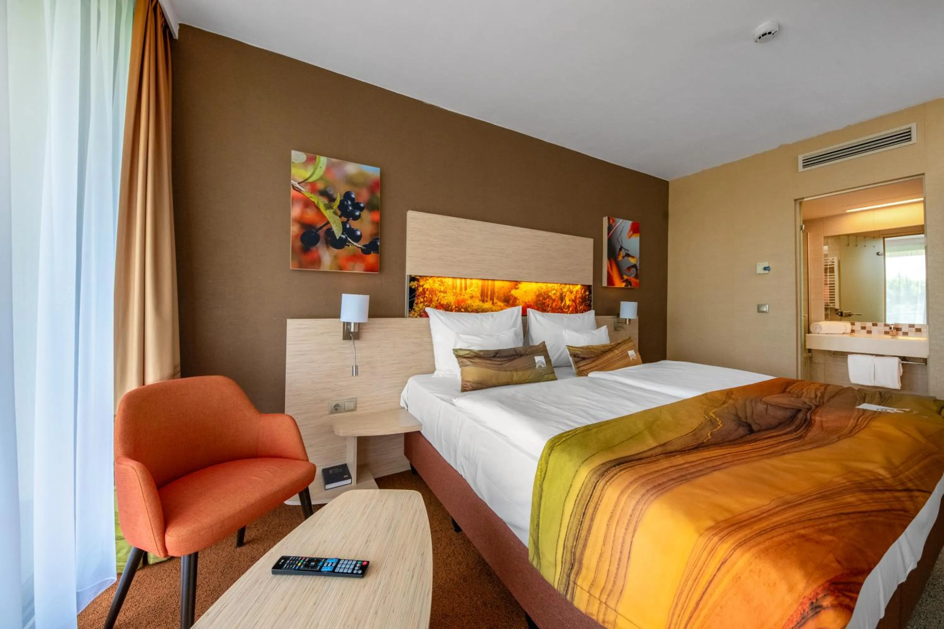 Photo of the whole room, Bed in Lifestyle Hotel Mátra