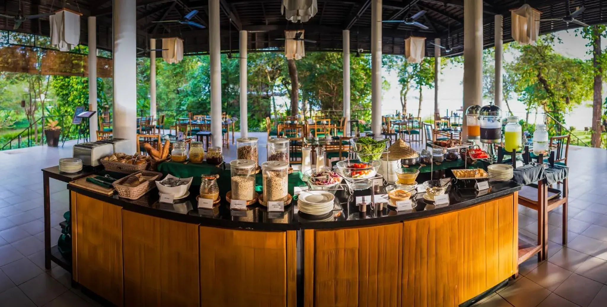 Restaurant/places to eat in The River Resort Restaurant/places to eat in The River Resort