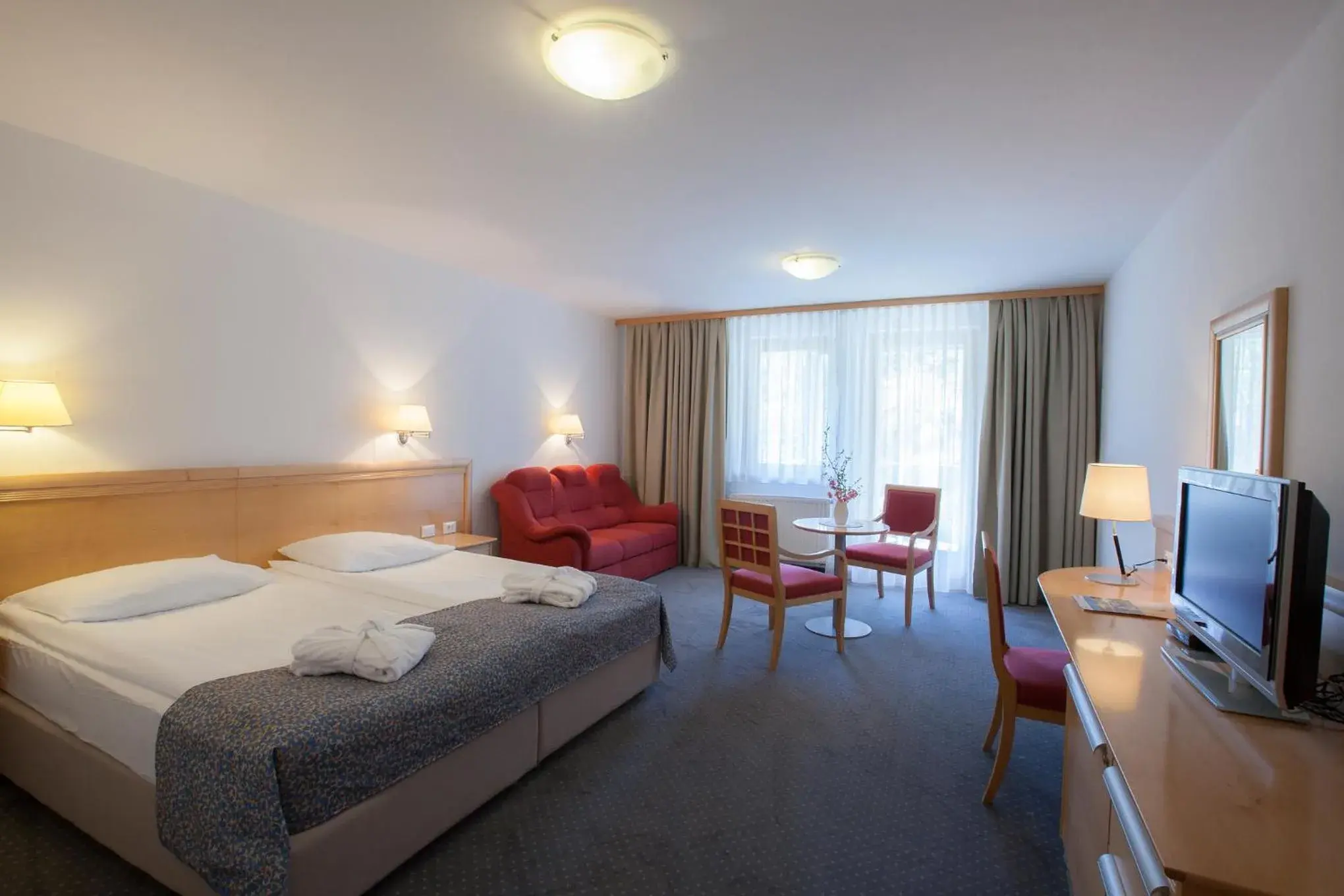 Photo of the whole room, Bed in Hotel Jezero Photo of the whole room, Bed in Hotel Jezero