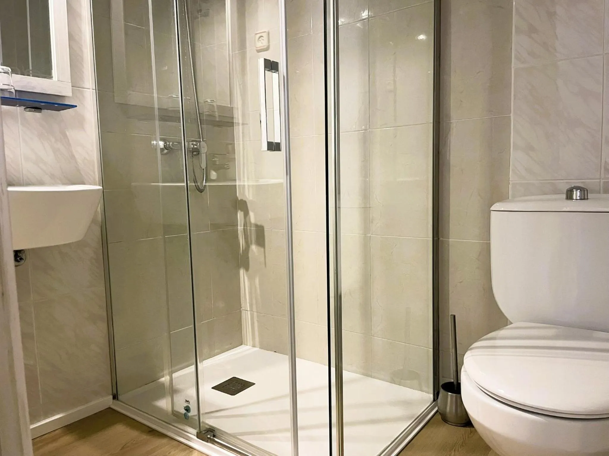 Bathroom in Hostal la Palmera