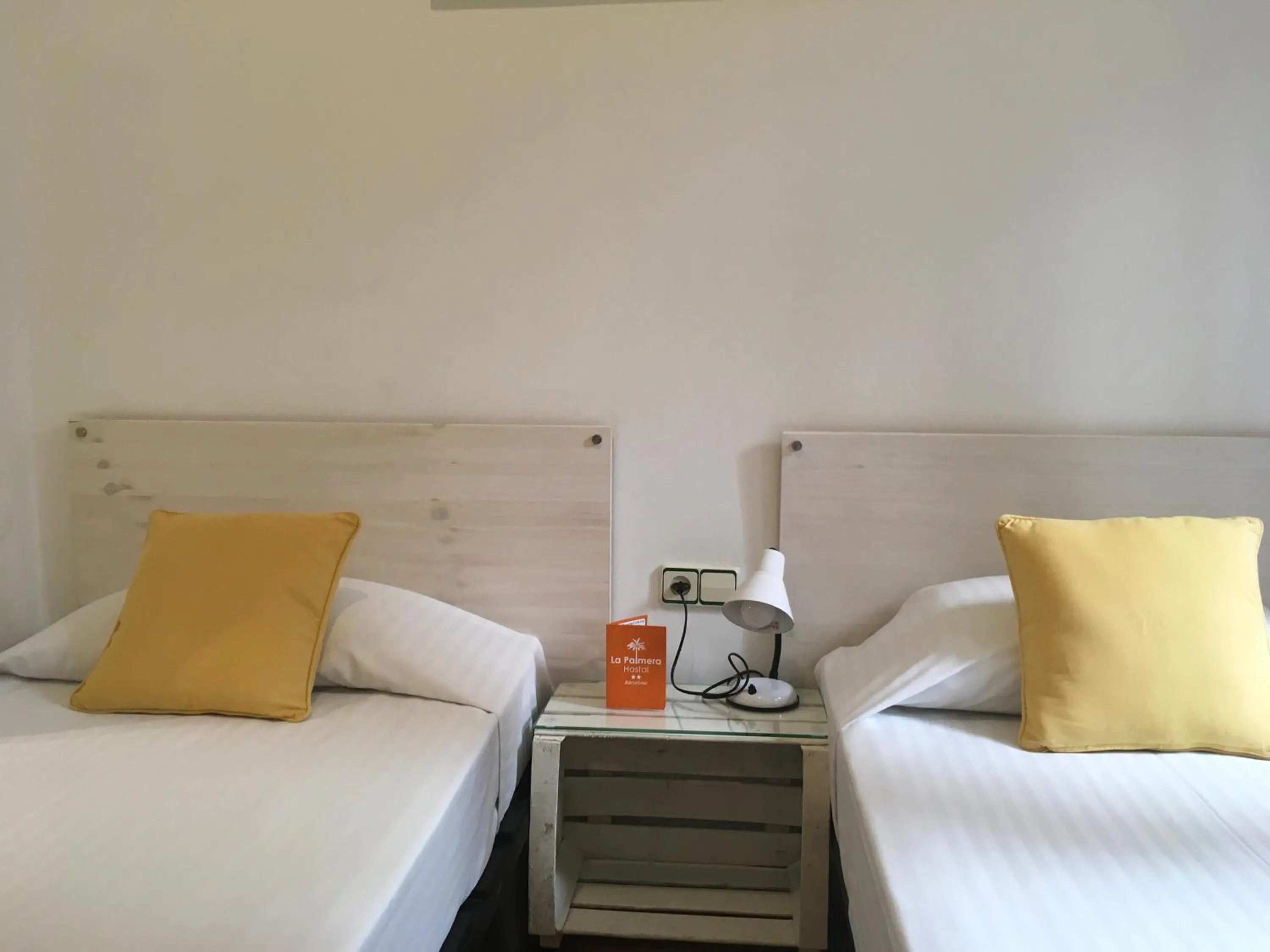 Decorative detail, Bed in Hostal la Palmera