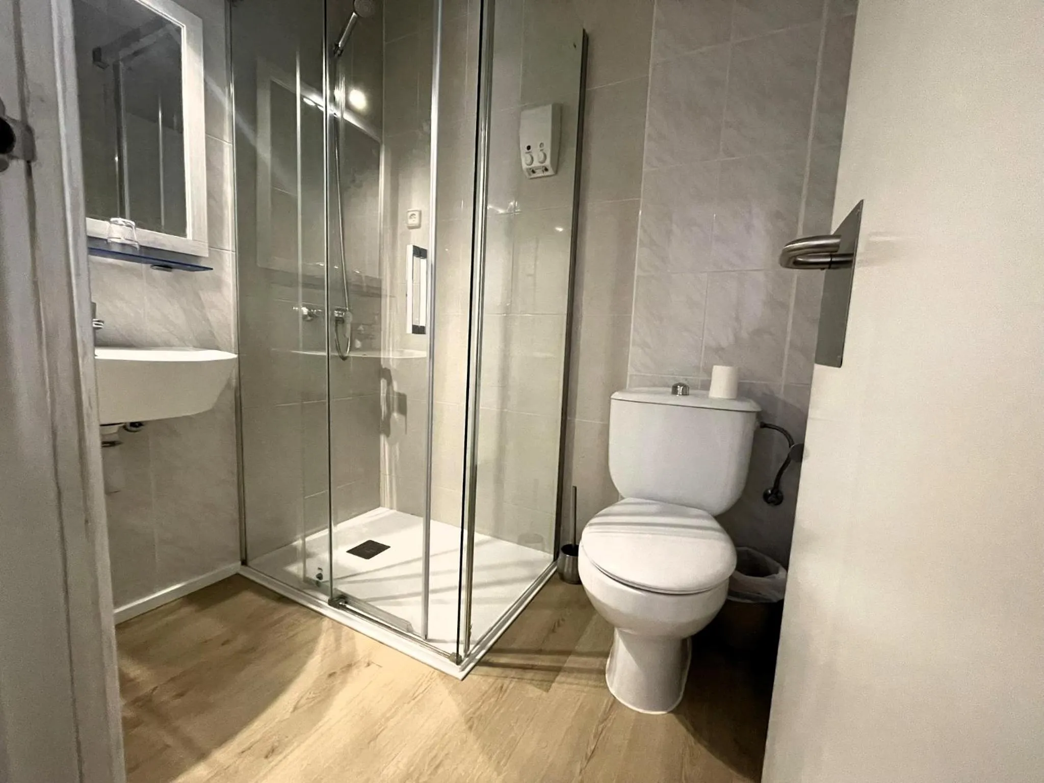 Bathroom in Hostal la Palmera