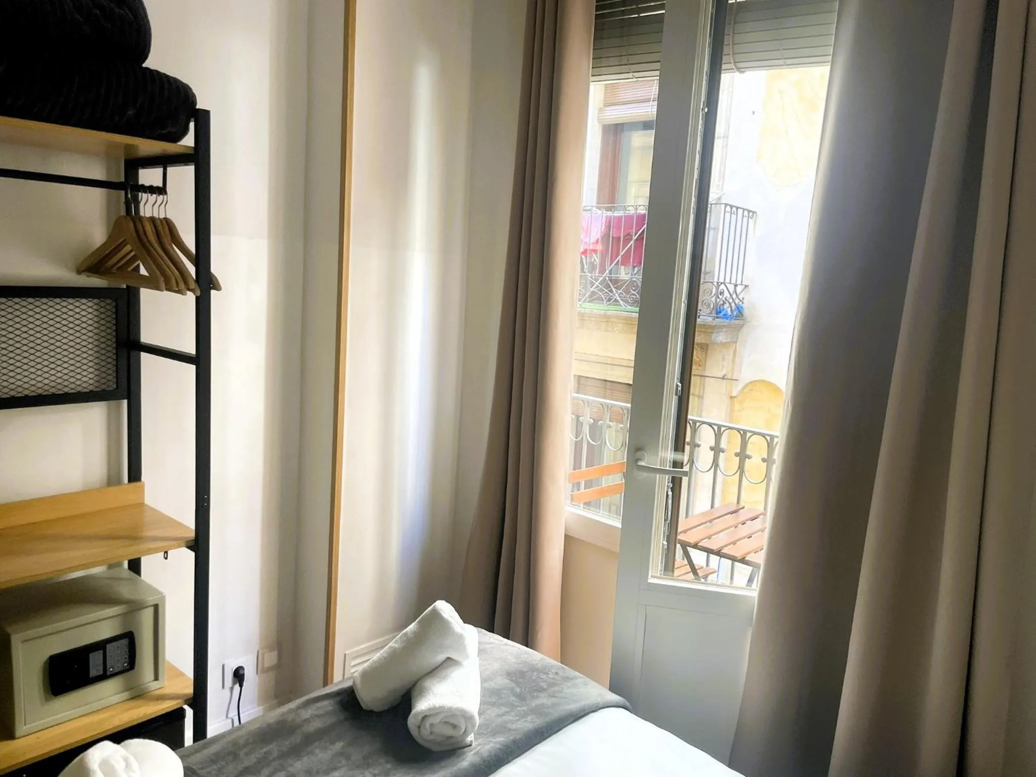 safe, Bed in Hostal la Palmera