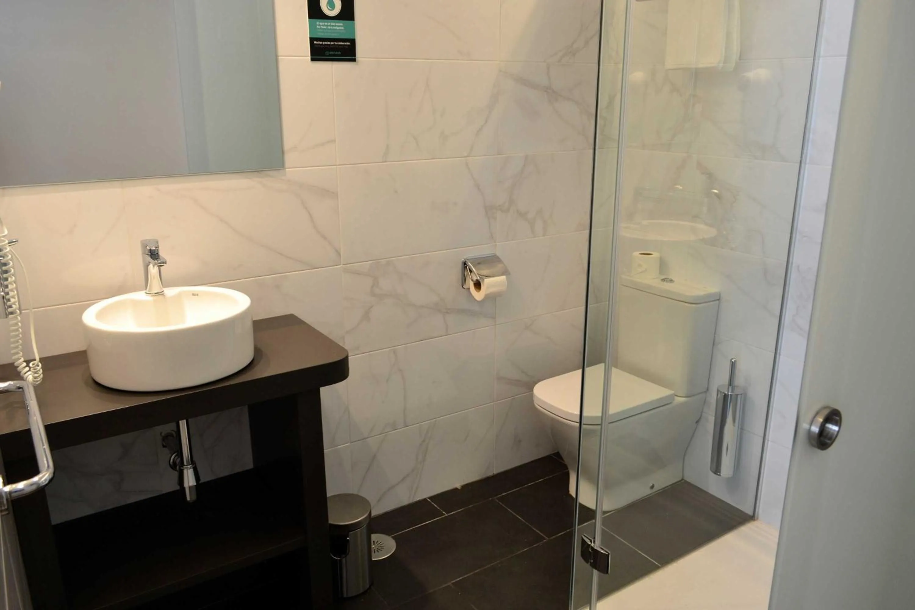 Bathroom in Hotel Alda Estación Ourense