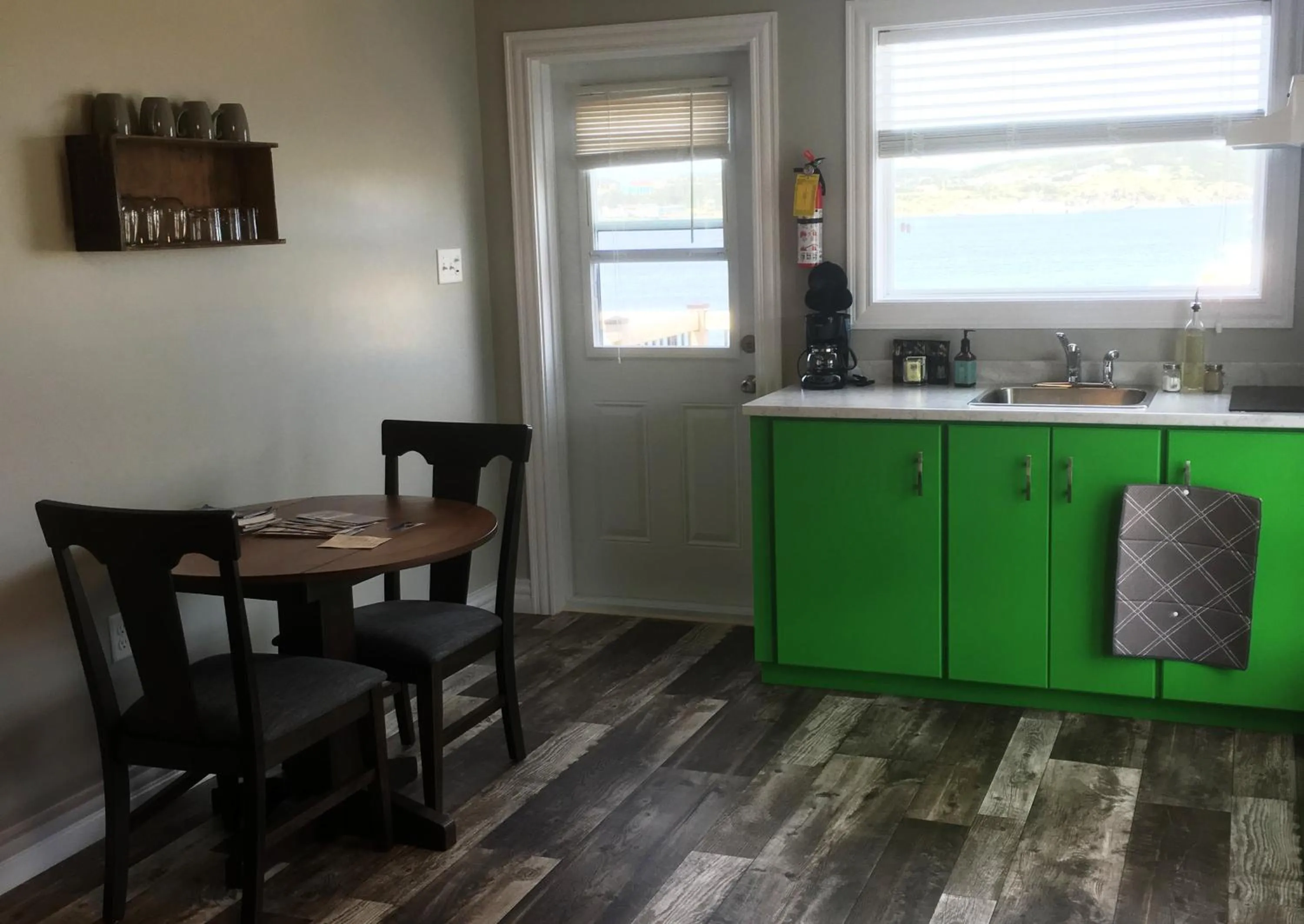 Kitchen or kitchenette in Toulinguet Inn - Suites