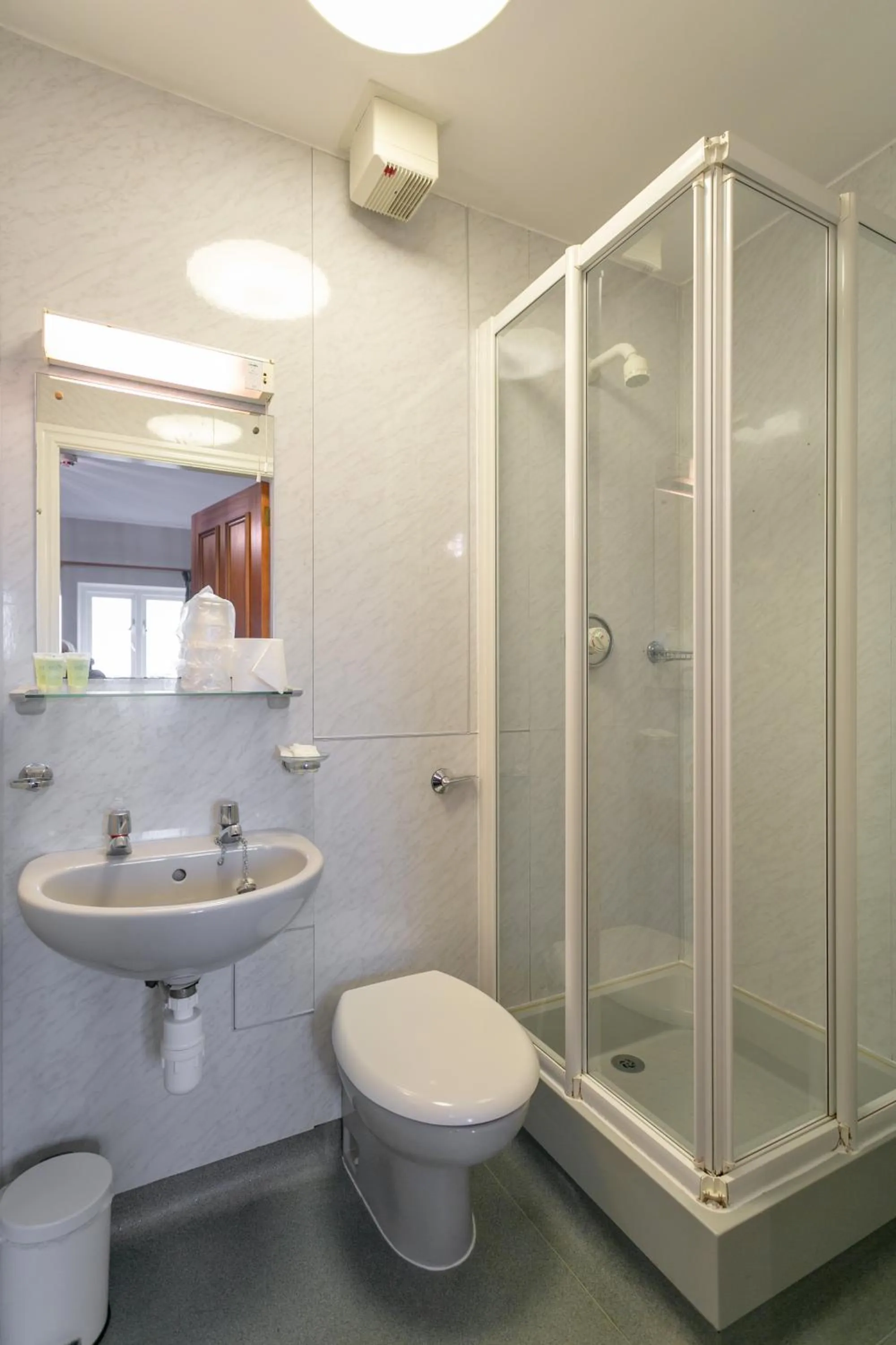 Shower in The Marton Arms