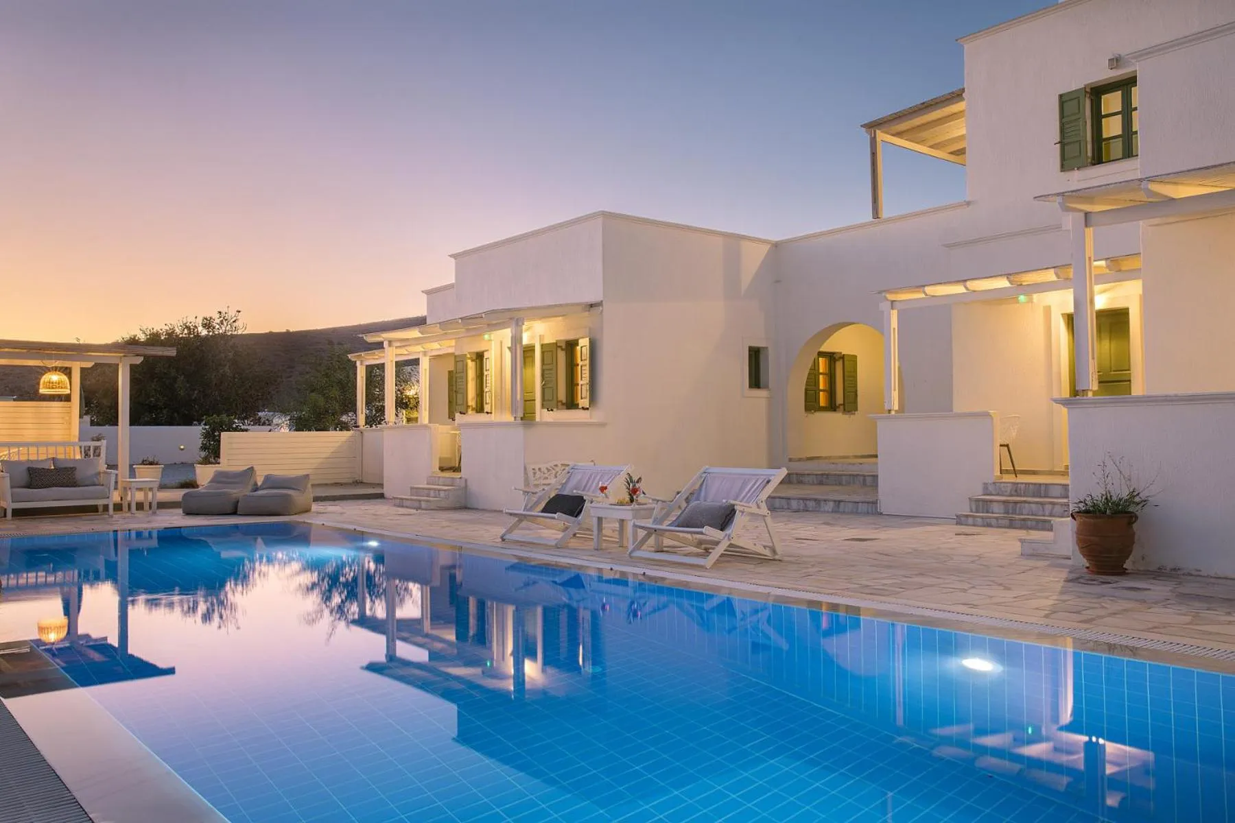 Swimming pool in Ambeli Apartments