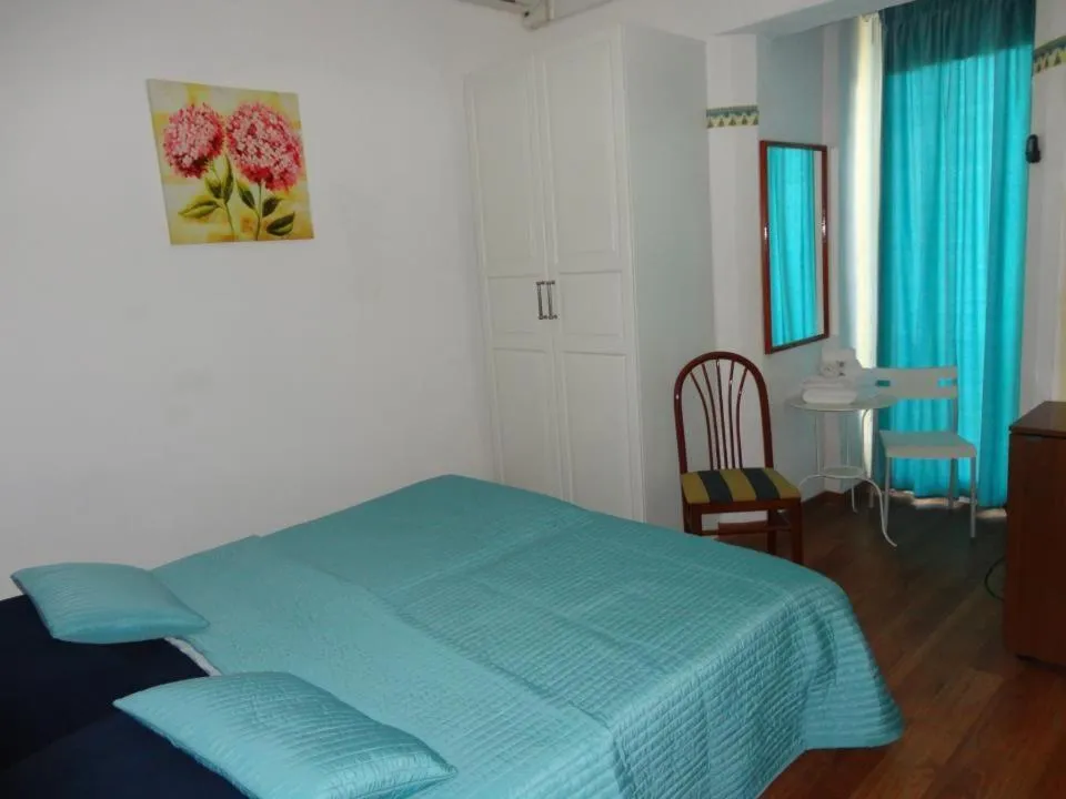 Photo of the whole room, Bed in Hotel La Gioiosa