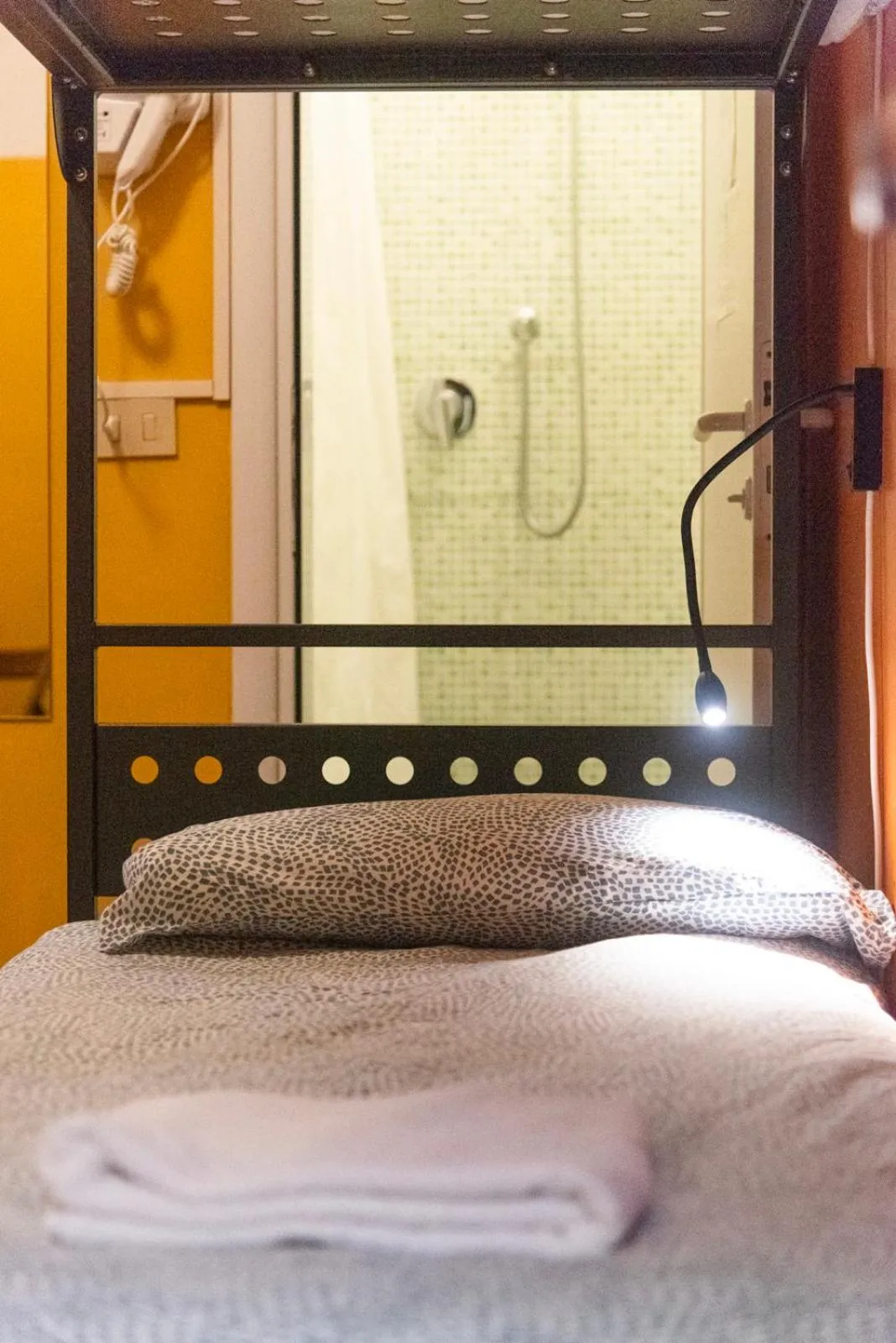 Bed in Sunflower Beach Backpacker Hostel & Bar