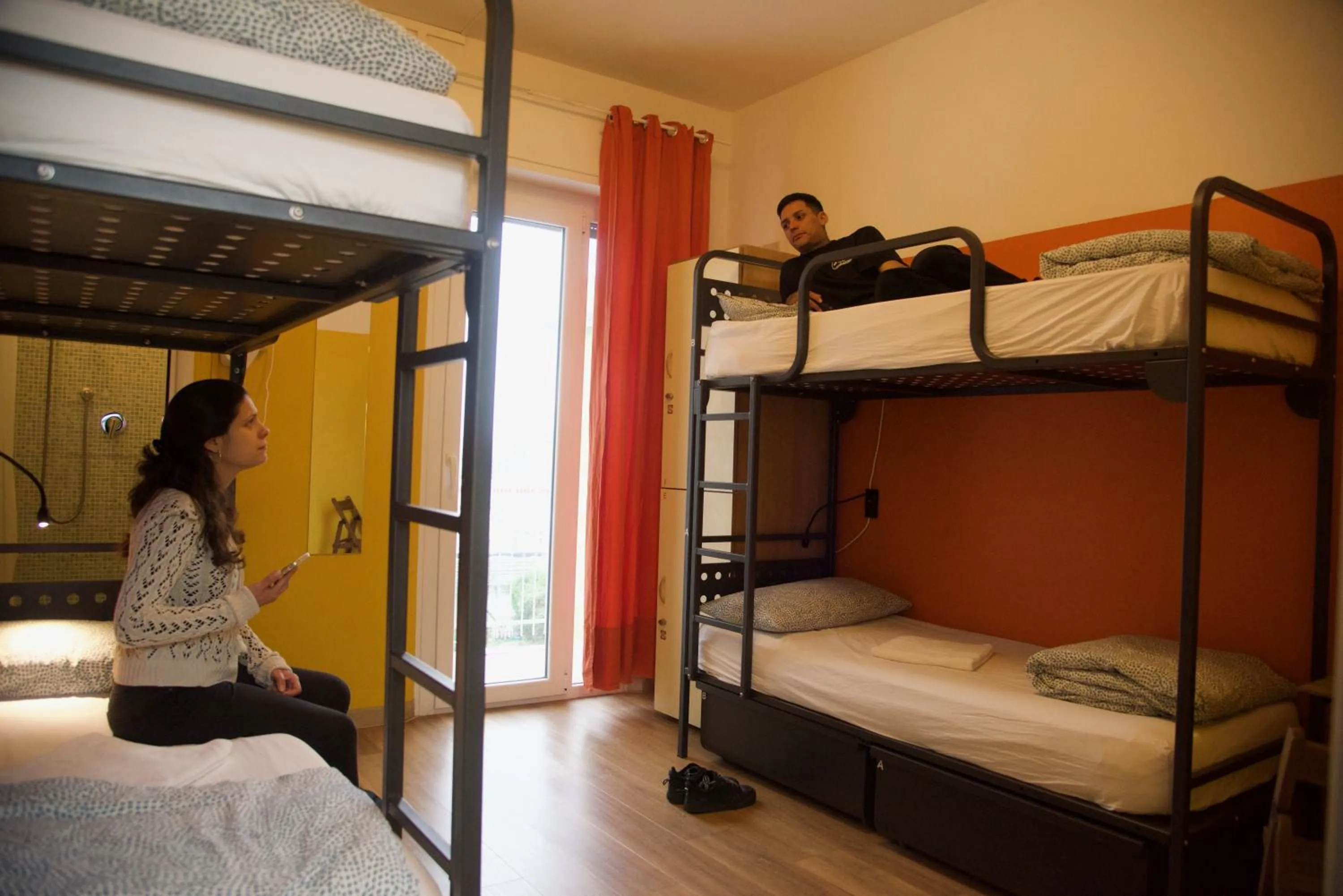 Bedroom, Bed in Sunflower Beach Backpacker Hostel & Bar