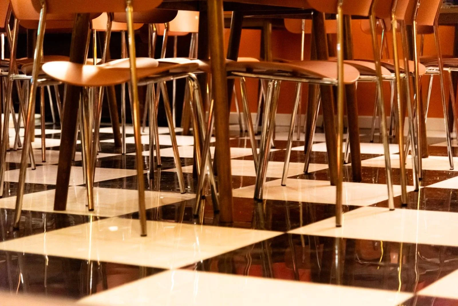 Restaurant/places to eat in Sunflower Beach Backpacker Hostel & Bar