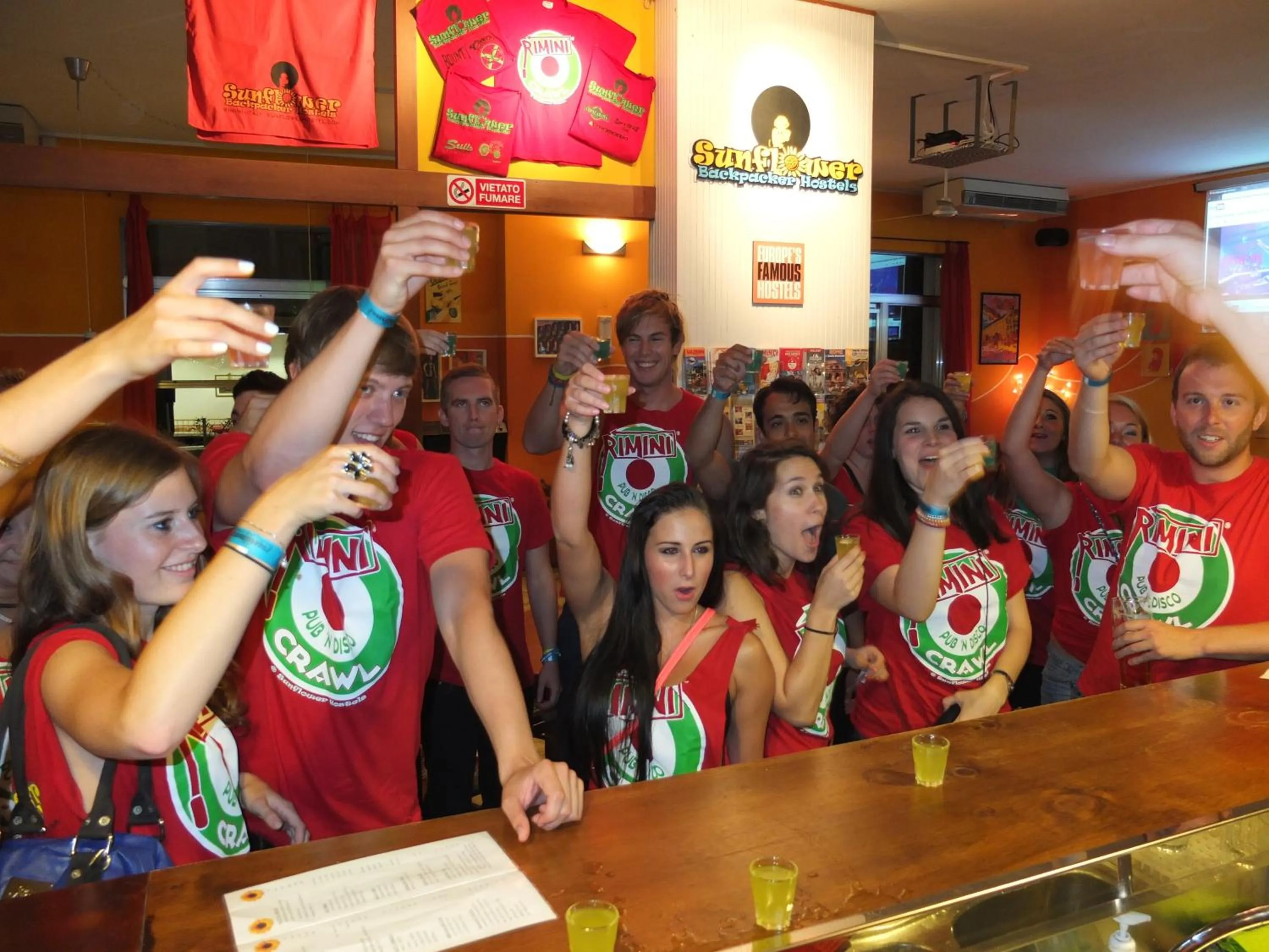 Nightclub / DJ in Sunflower Beach Backpacker Hostel & Bar