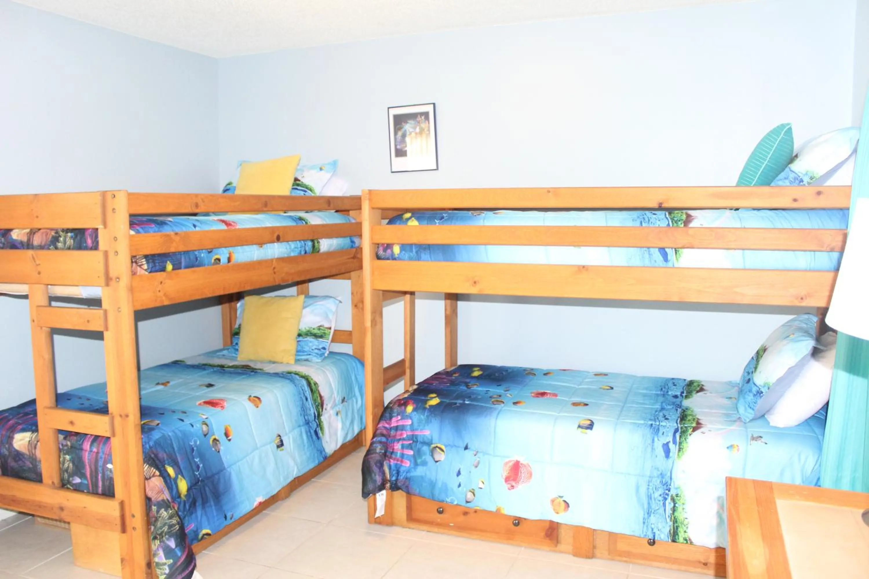 Bedroom, Bed in Crayson Villa LF811