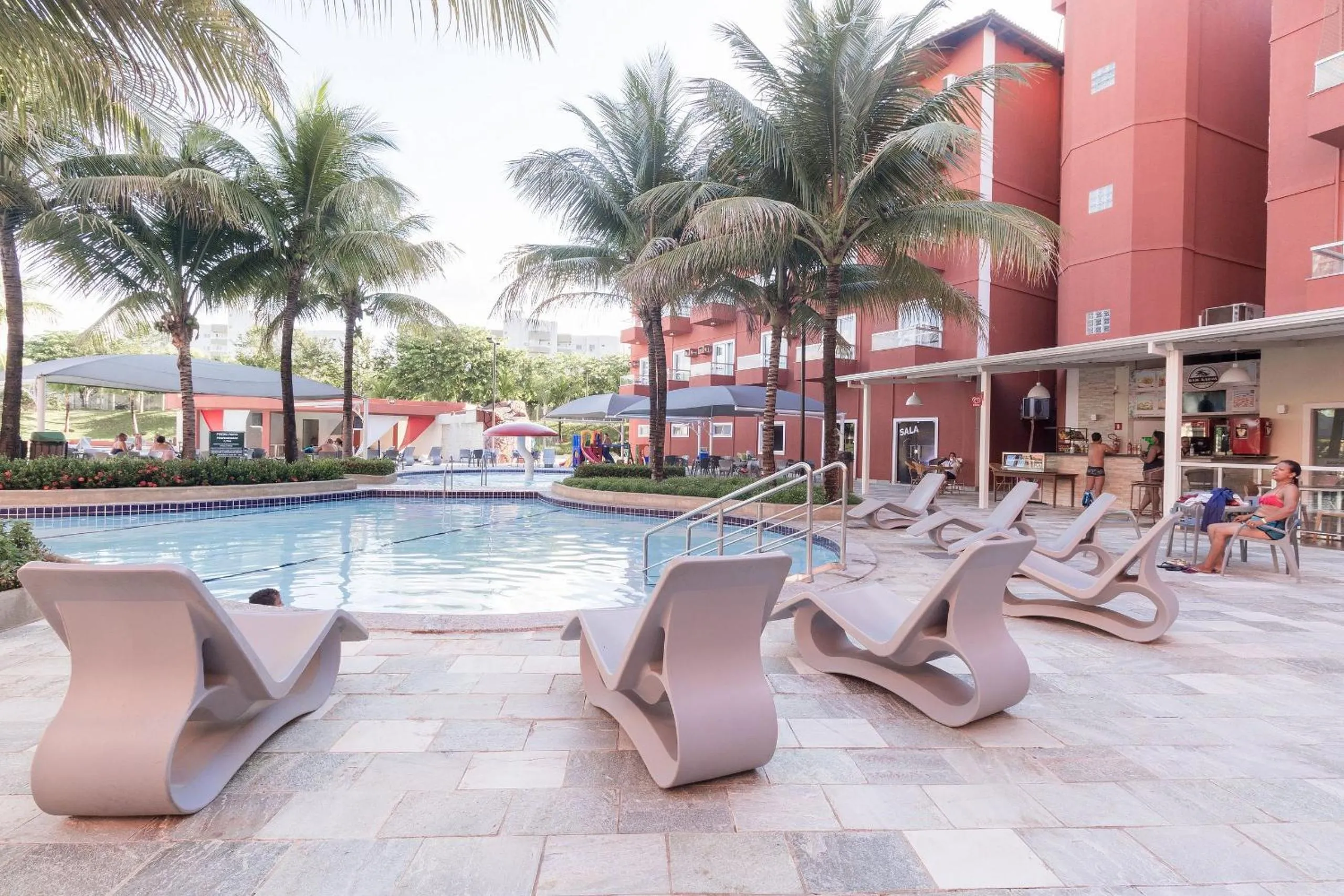 Swimming pool in PARQUE AQUÁTICO Lagoa Quente, à 50m, entrada + barata, apto particular