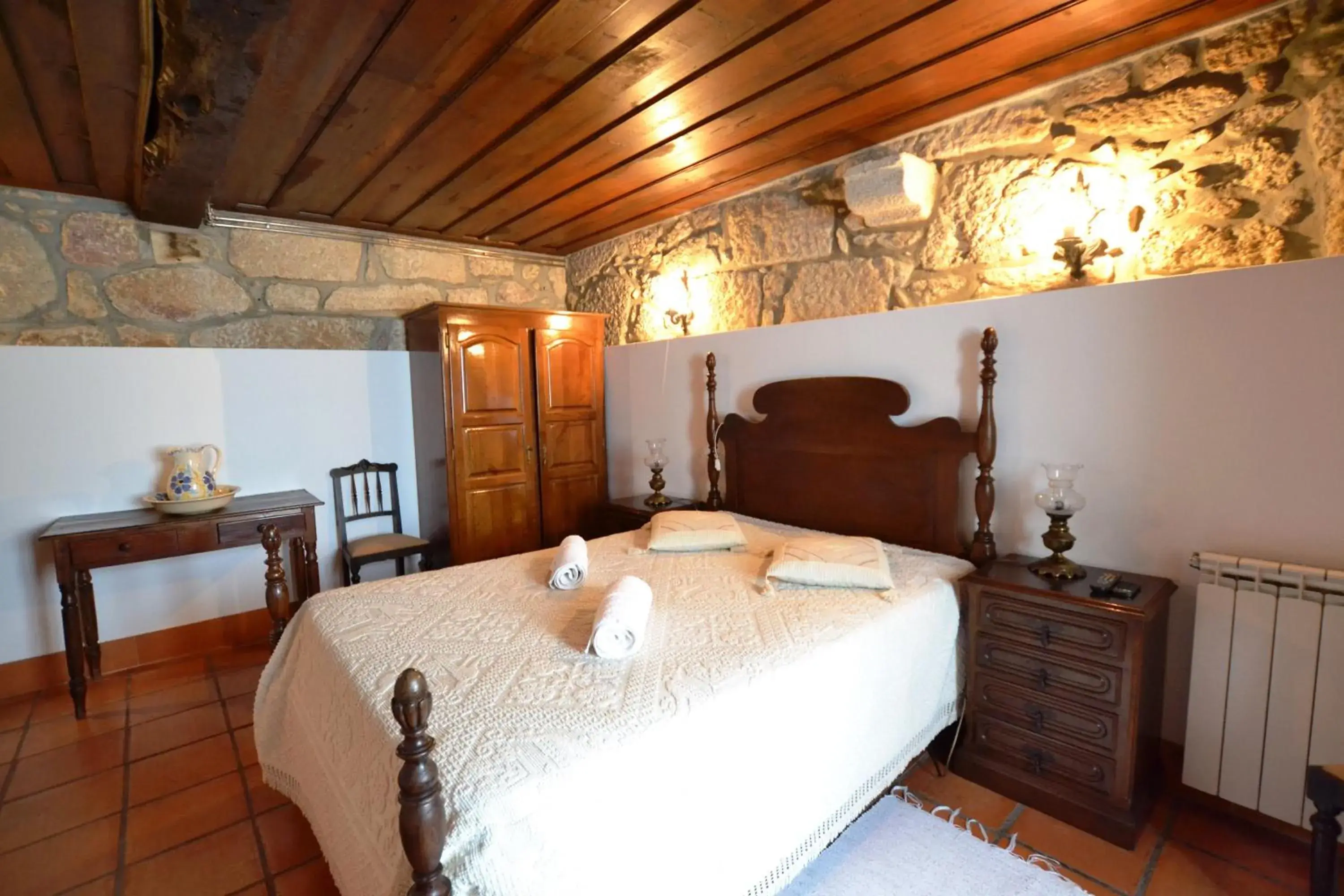 Bedroom, Bed in Casa de Sta Comba Bedroom, Bed in Casa de Sta Comba