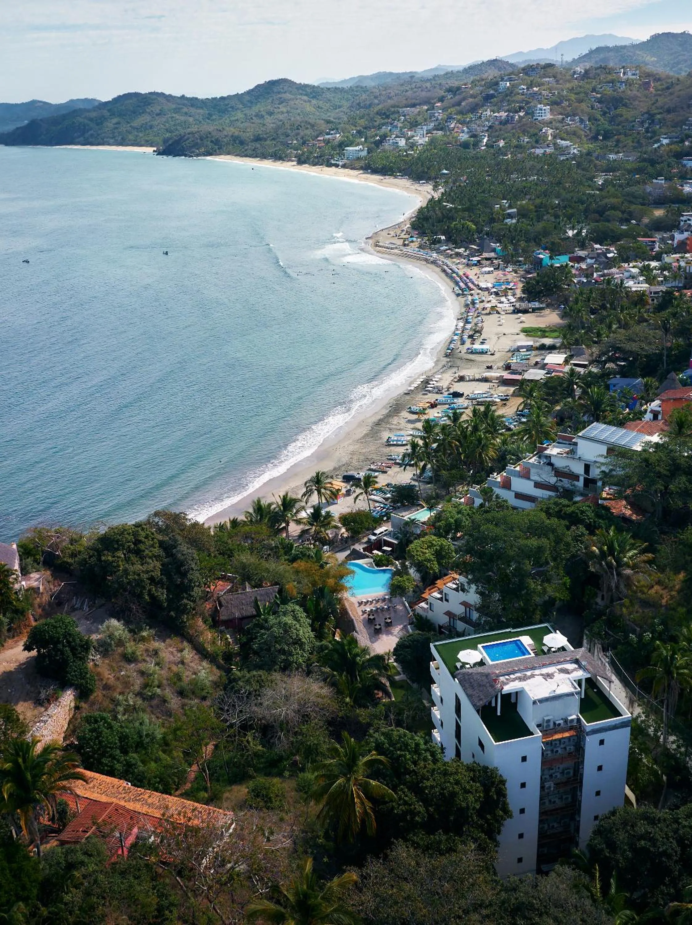 Day in Ysuri Sayulita - Beachfront Hotel