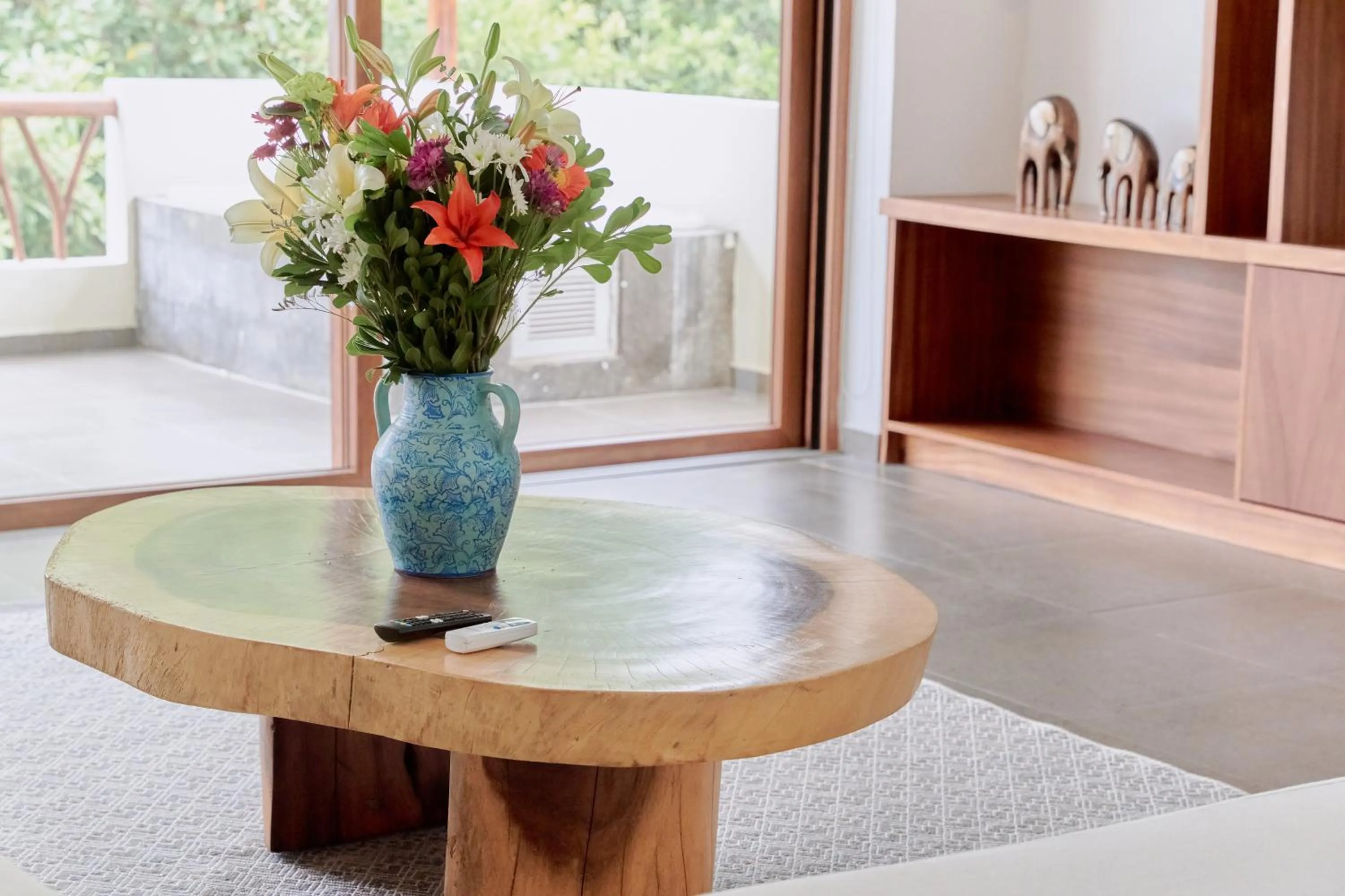Dining area in Ysuri Sayulita - Beachfront Hotel
