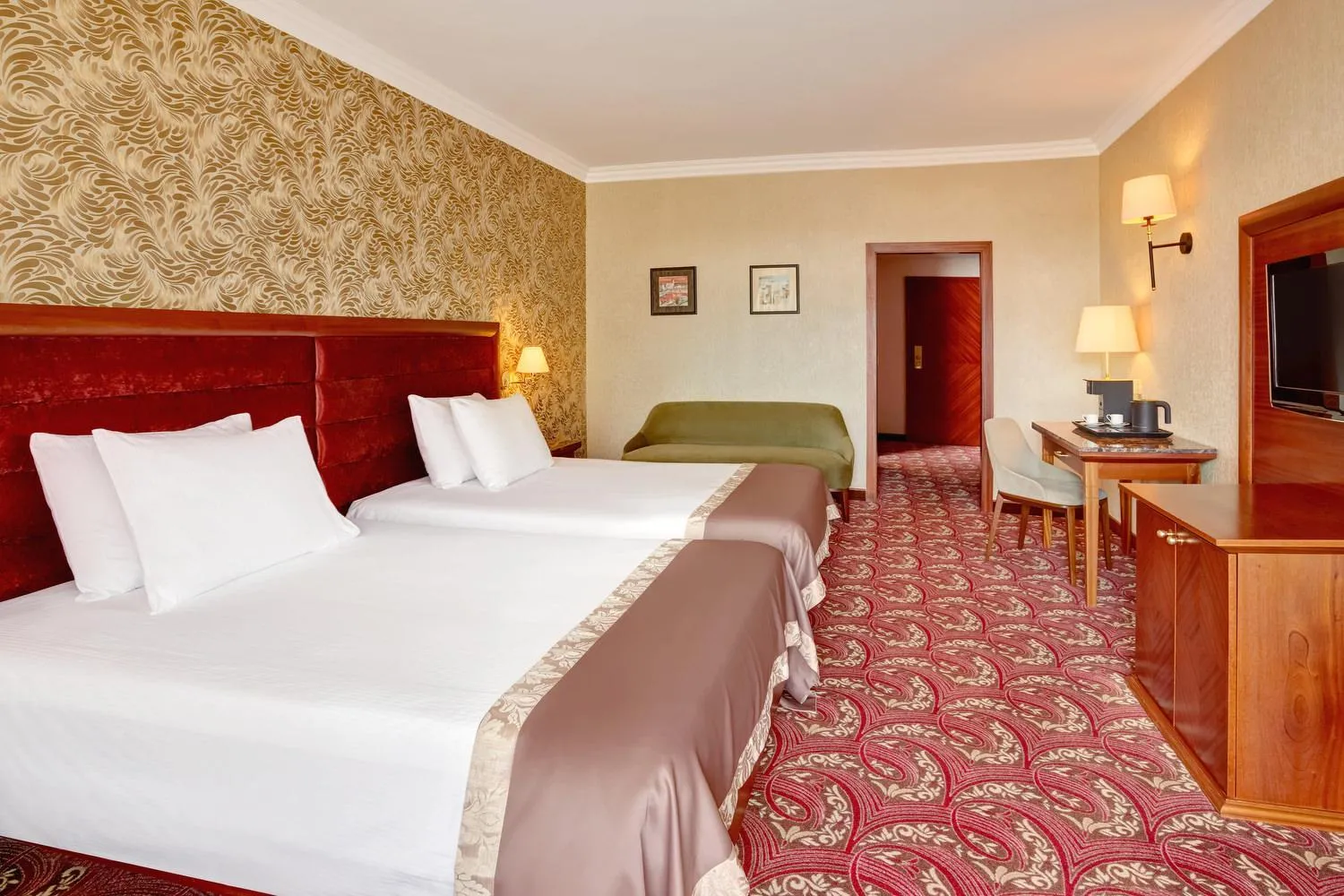 Bedroom, Bed in Remisens Hotel METROPOL