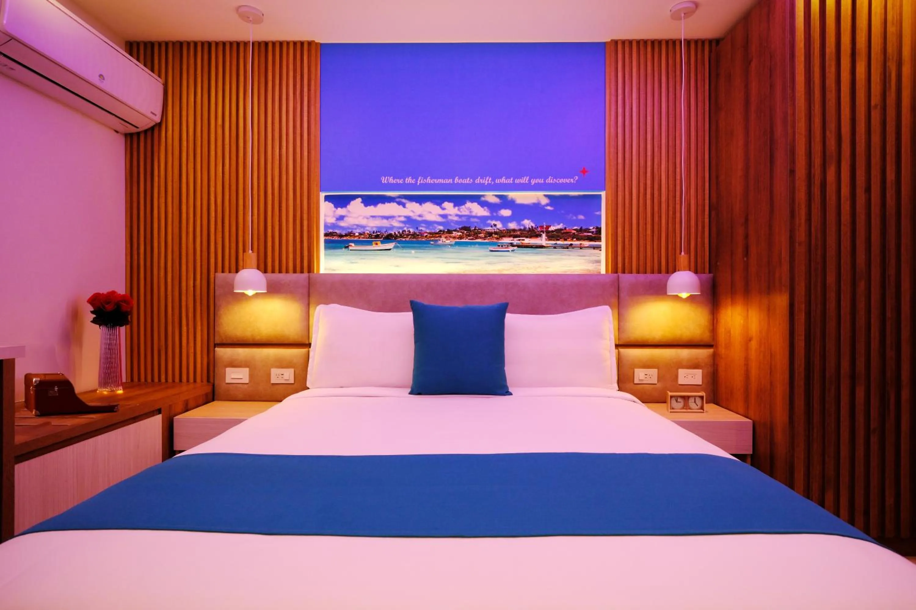 Bed in Victoria City Hotel