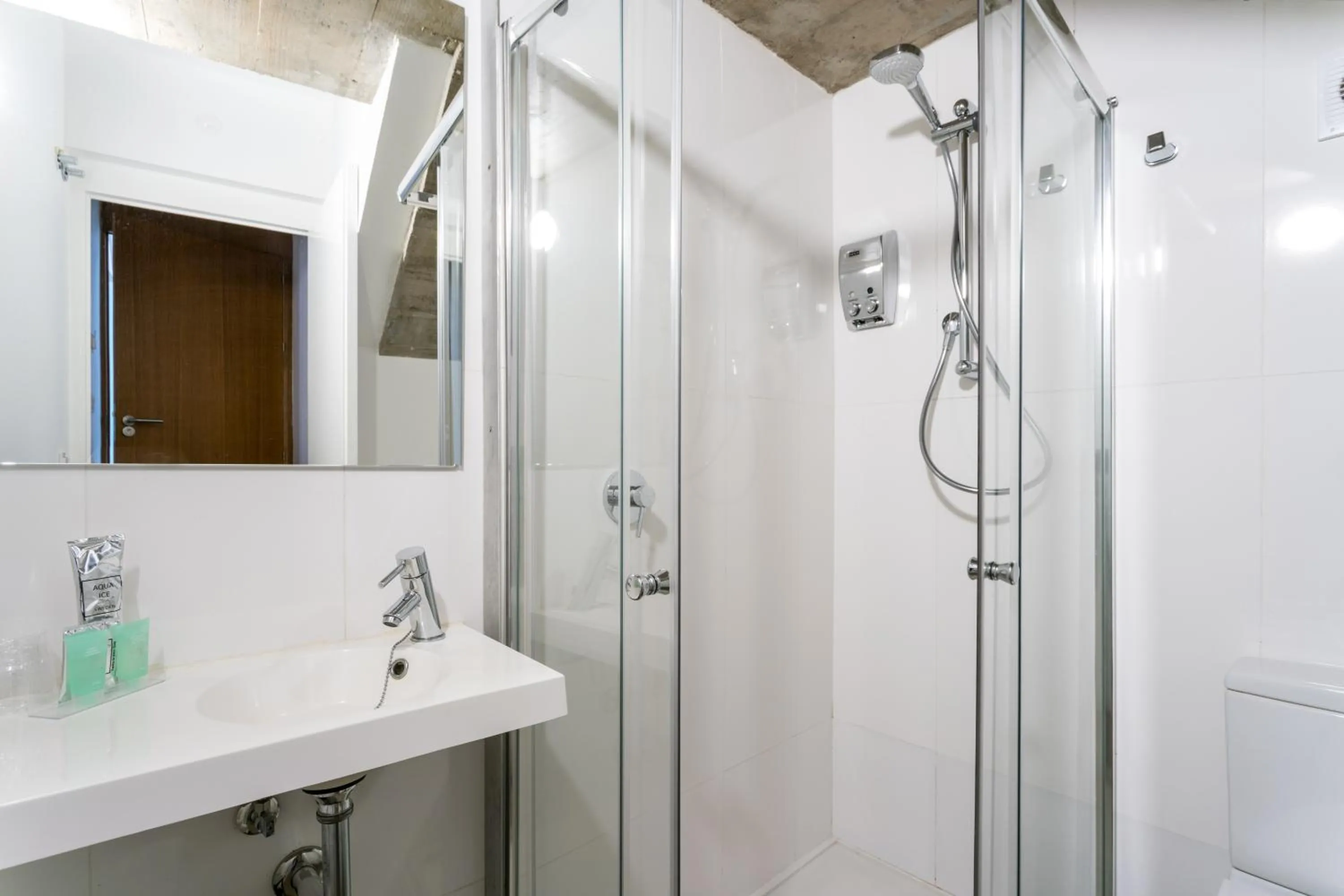 Bathroom in La Puerta de Palacio - Adults Only