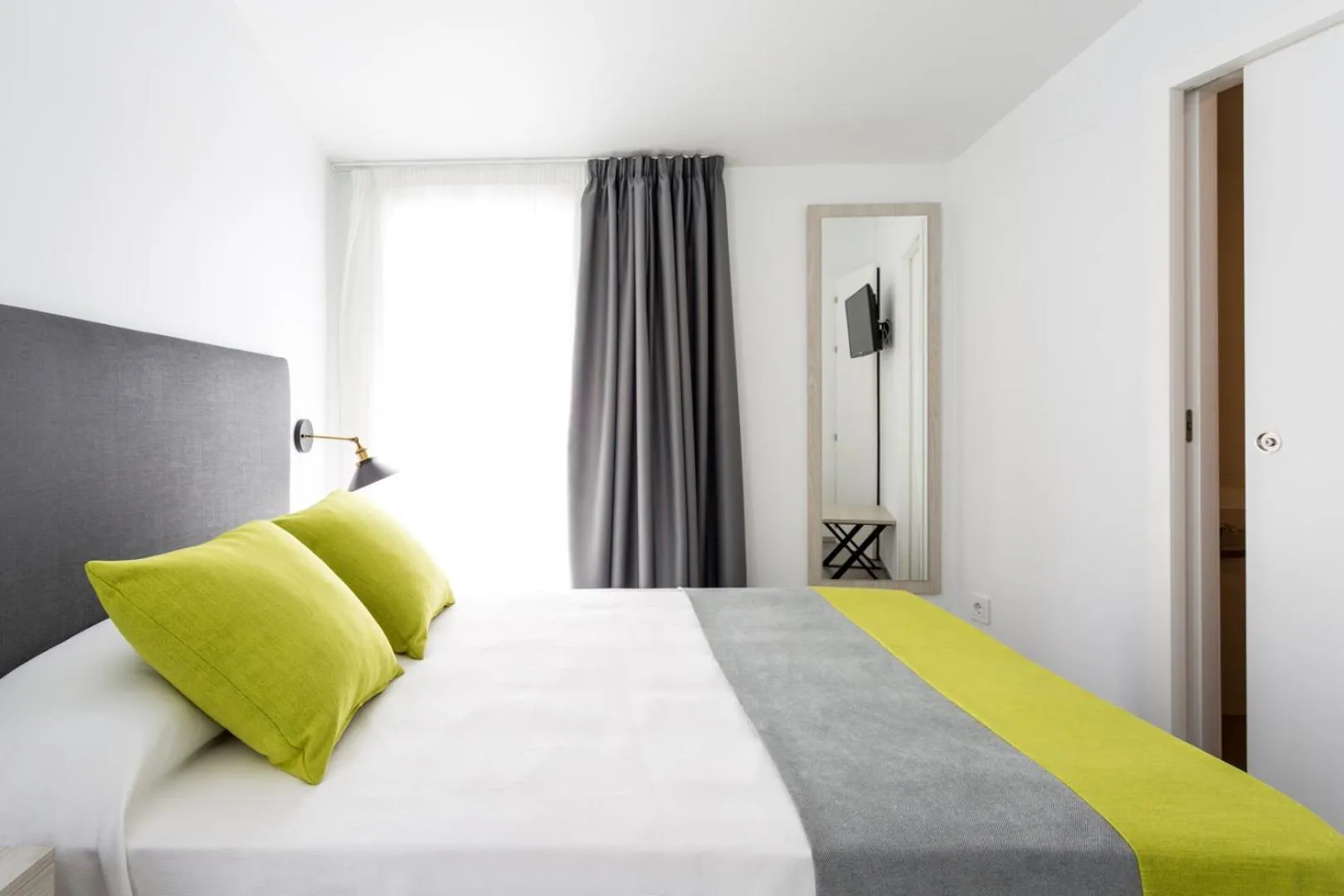 Bed in La Puerta de Palacio - Adults Only