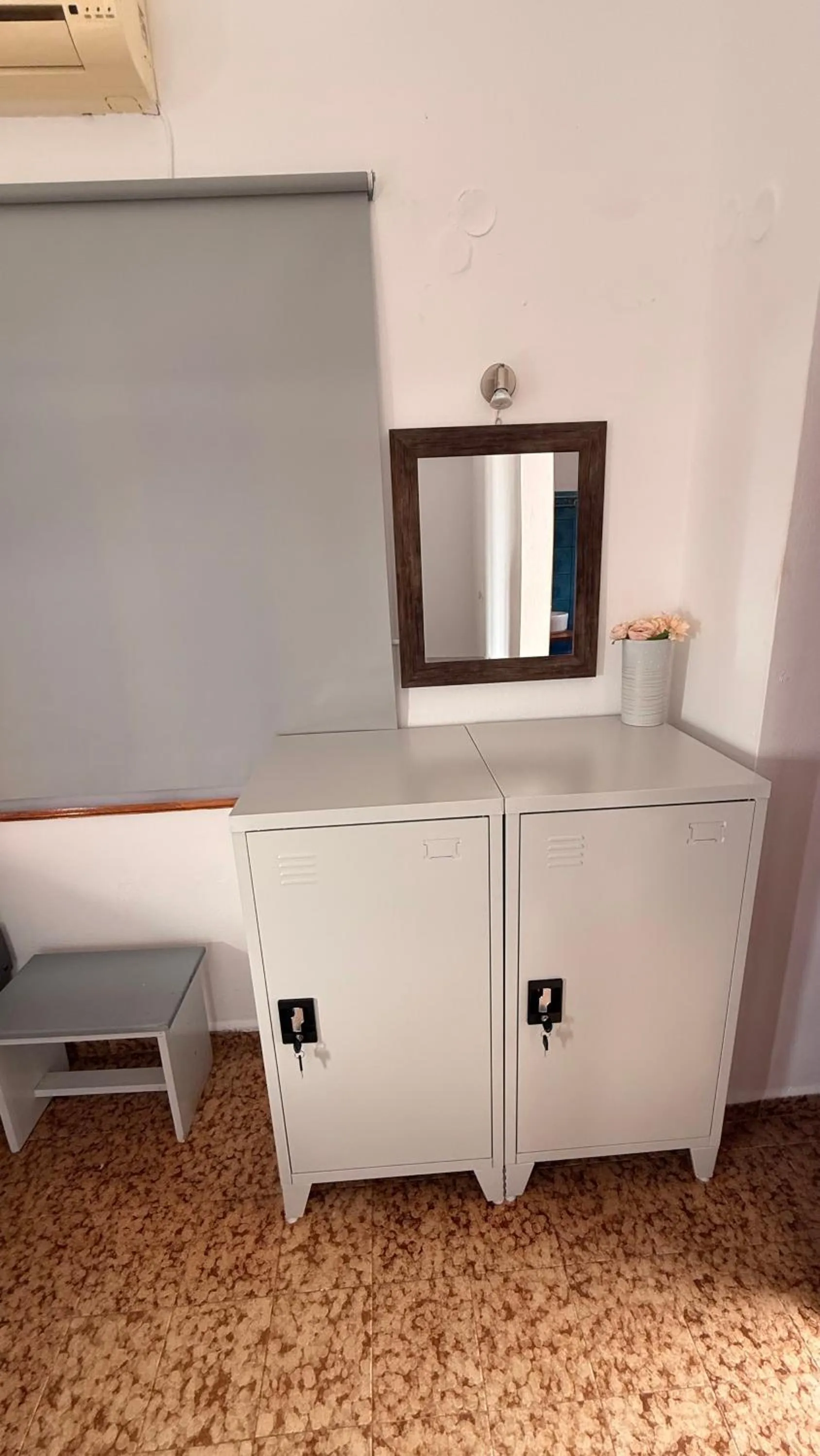 Afroditi Hotel and Hostel