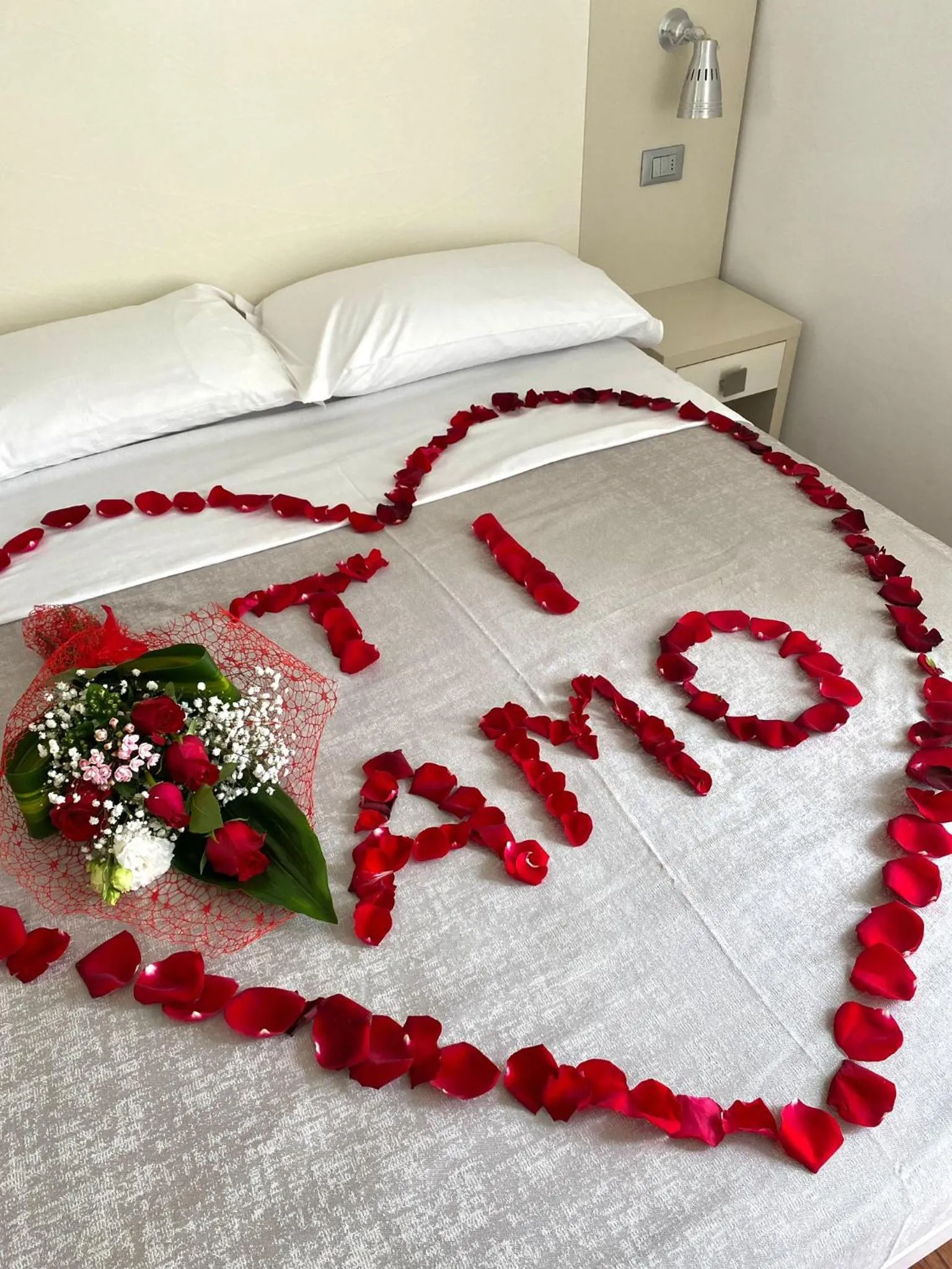 Bed in Hotel Saint Louis