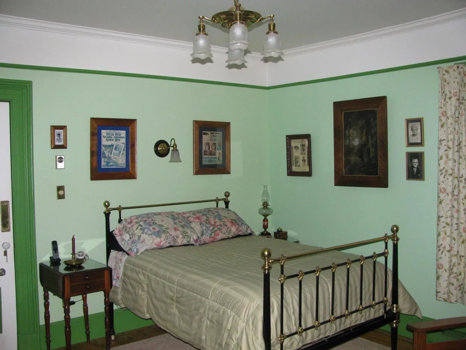 Gower Manor Historic Bed & Breakfast