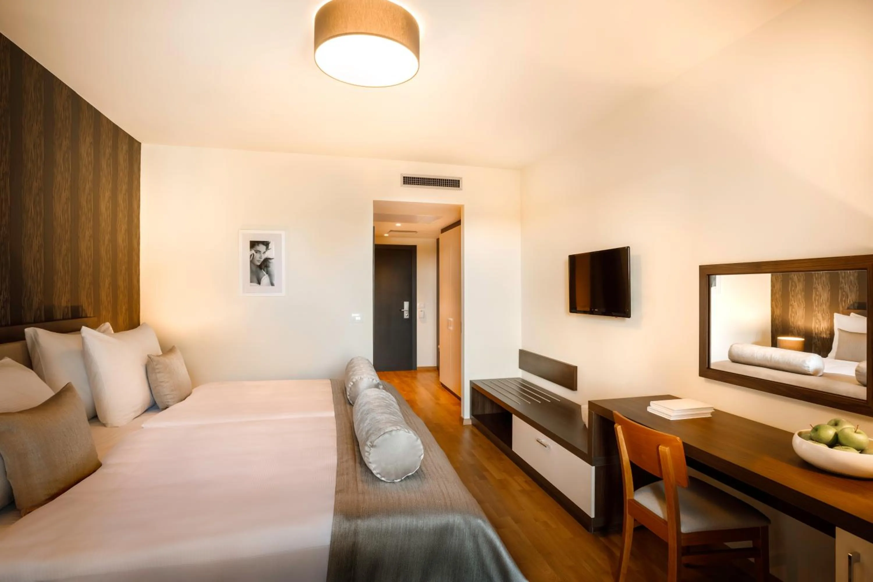 Photo of the whole room, Bed in Remisens BEL MORETTO - Hotel Metropol Annexe