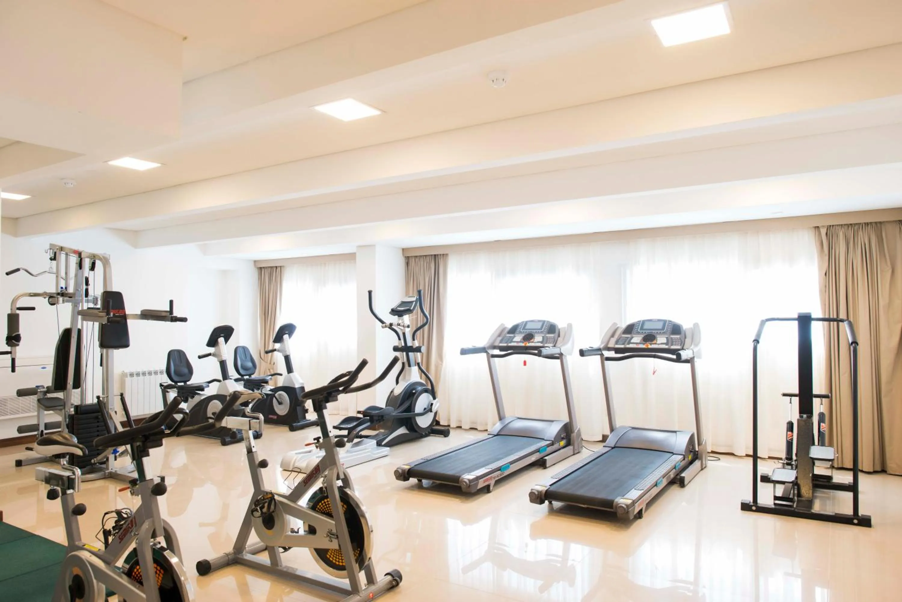 Fitness centre/facilities in Hotel 6 de Octubre