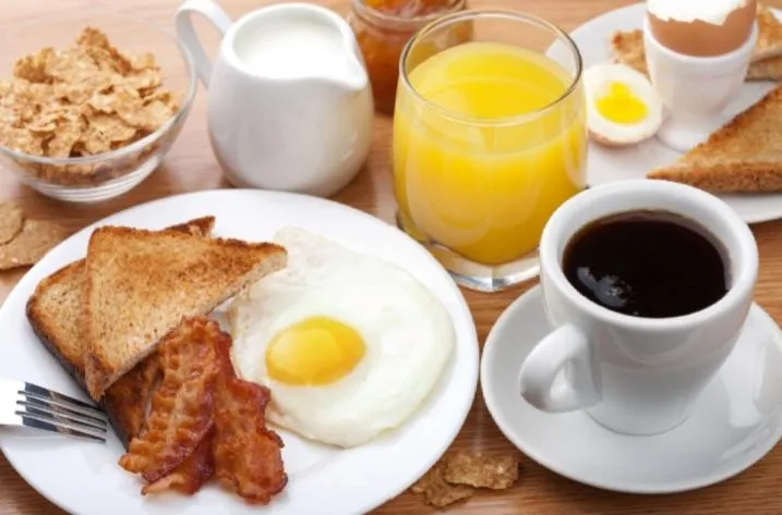Breakfast in Hotel Avanti Chipichape