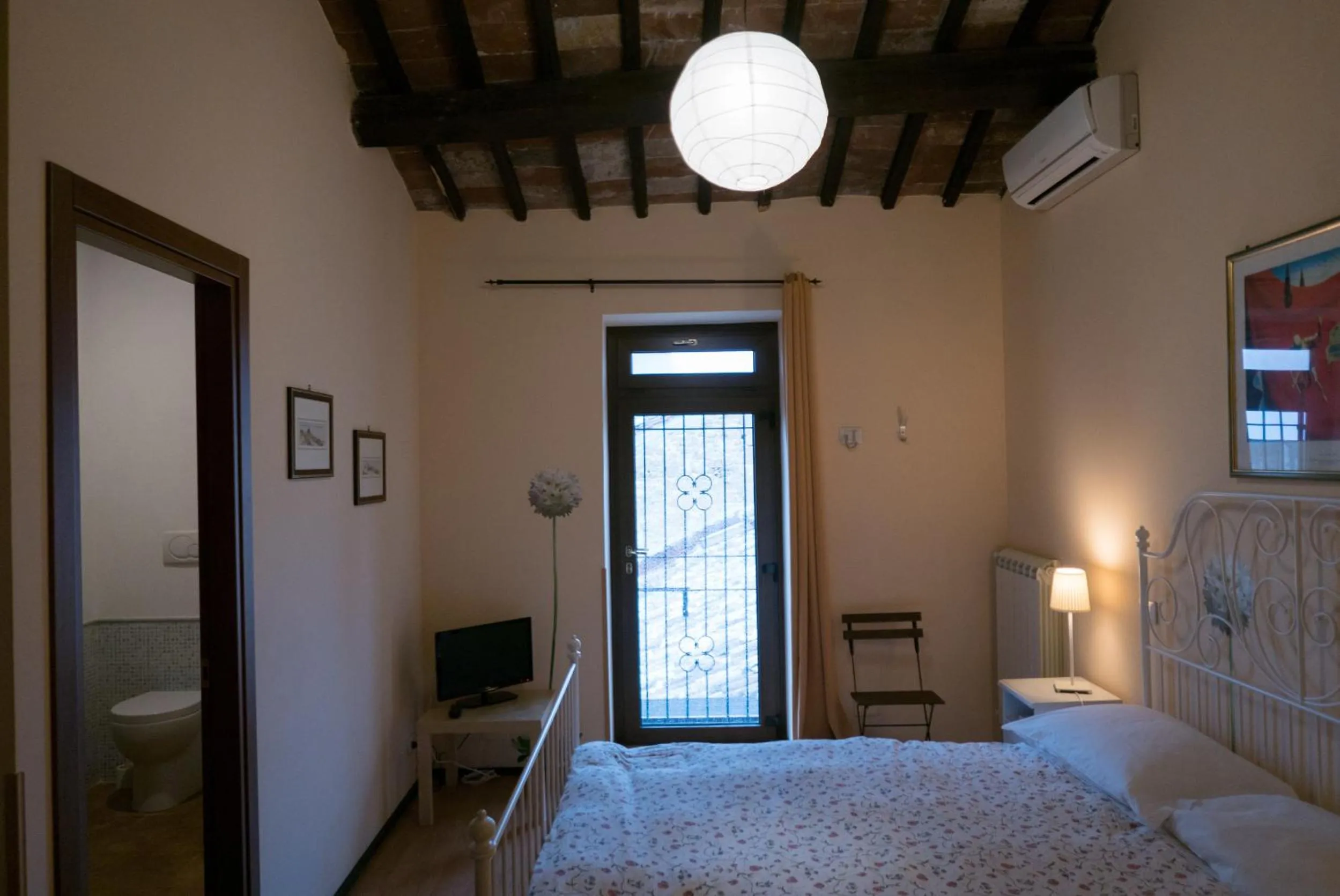 Photo of the whole room, Bed in La Soffitta e La Torre