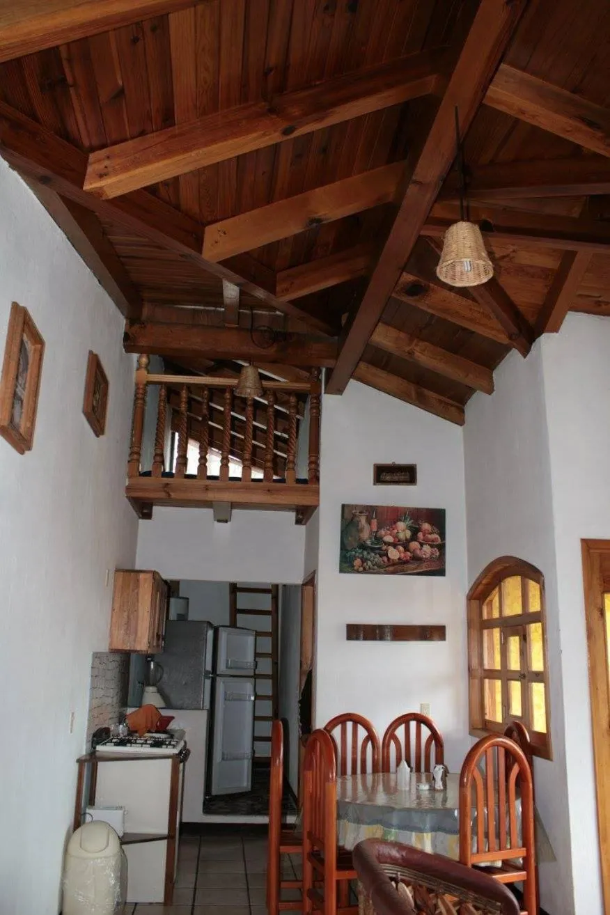 Dining area in Posada de Los Reyes