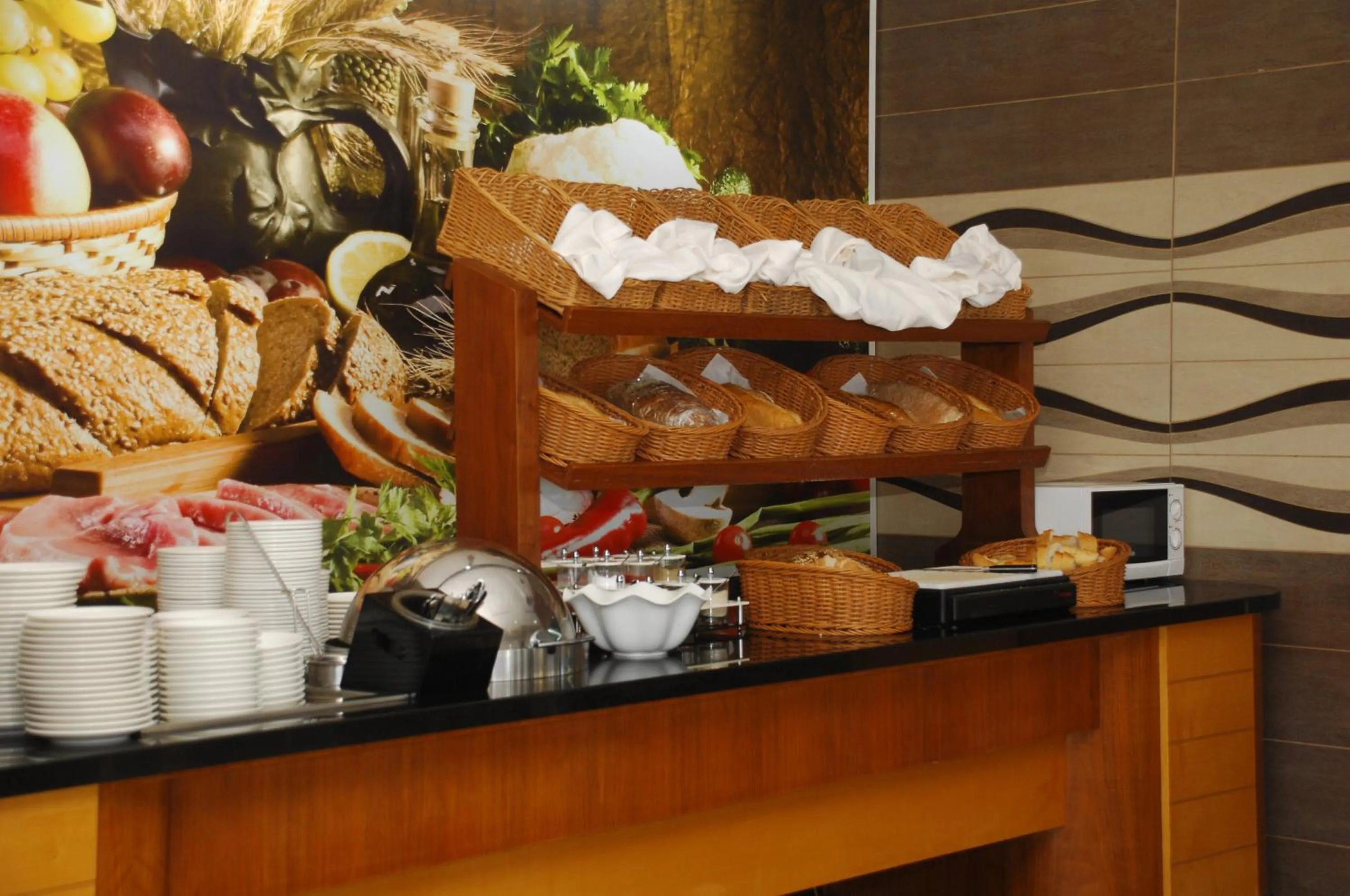 Restaurant/places to eat in White Gold Hotel & Spa