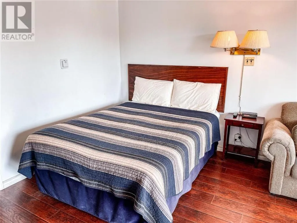 Bed in Tantramar Motel