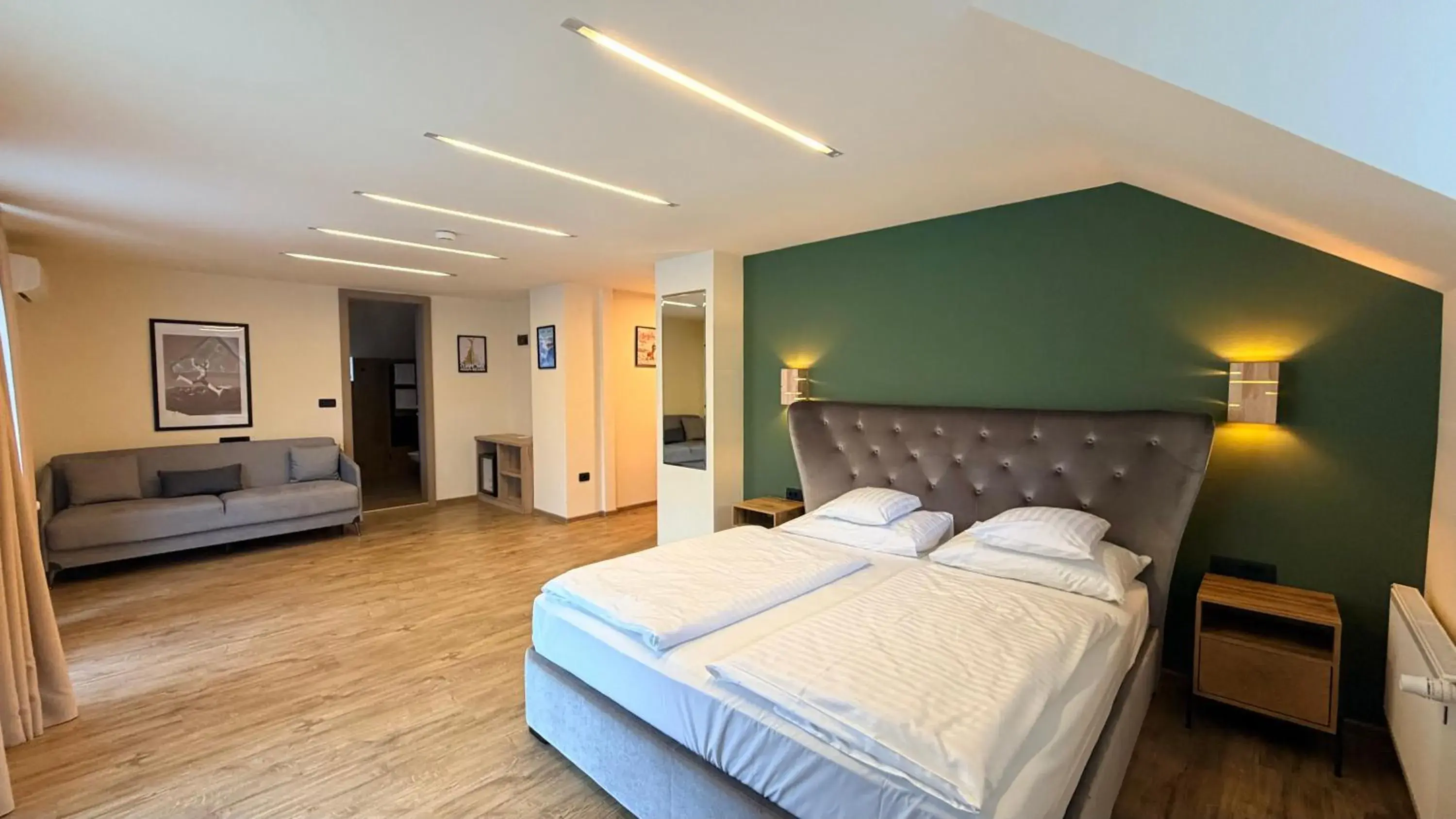 Photo of the whole room, Bed in Hotel Kranjska Gora Photo of the whole room, Bed in Hotel Kranjska Gora