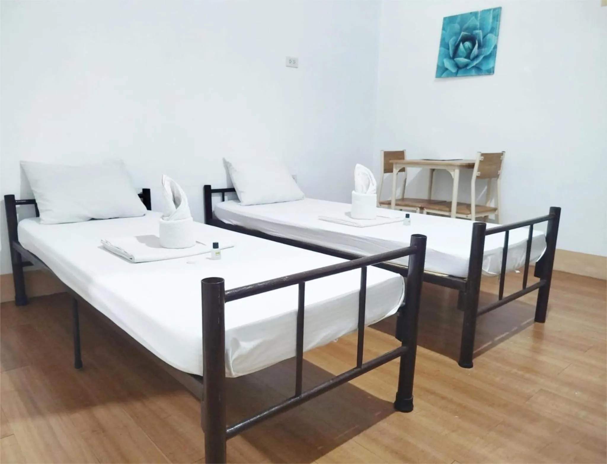 Bedroom, Bed in Sulit Budget Hotel VMapa