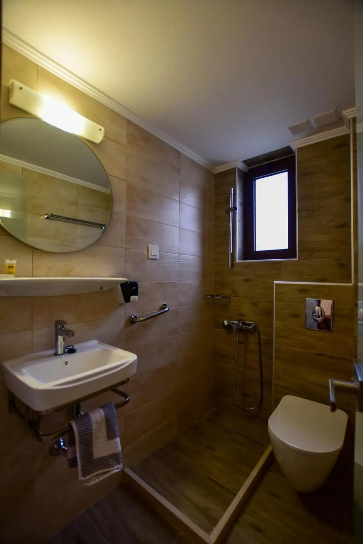 Bathroom in Hotel Aghas Paleochora