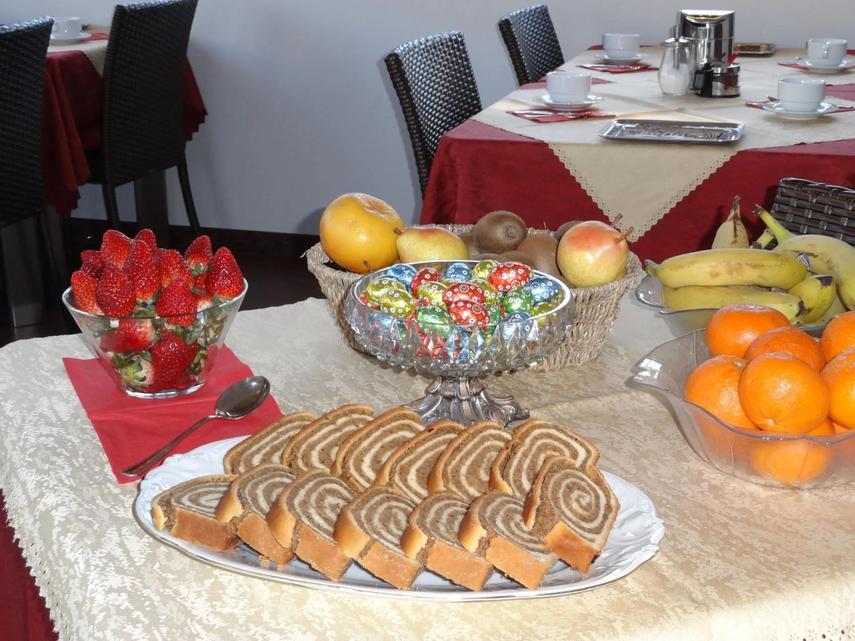 Buffet breakfast in Pension Silvia
