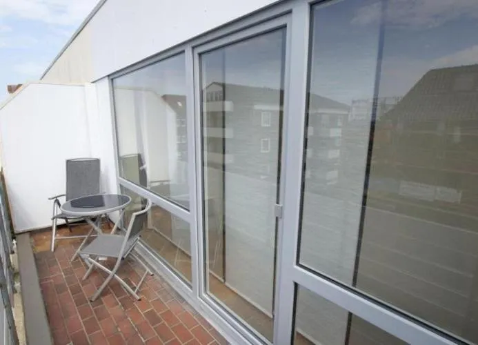 Balcony/Terrace in Stormtüüt - Wunderschönes Feriendomizil für die junge Familie in Strandnähe