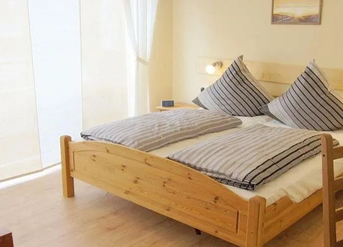 Bedroom, Bed in Stormtüüt - Wunderschönes Feriendomizil für die junge Familie in Strandnähe