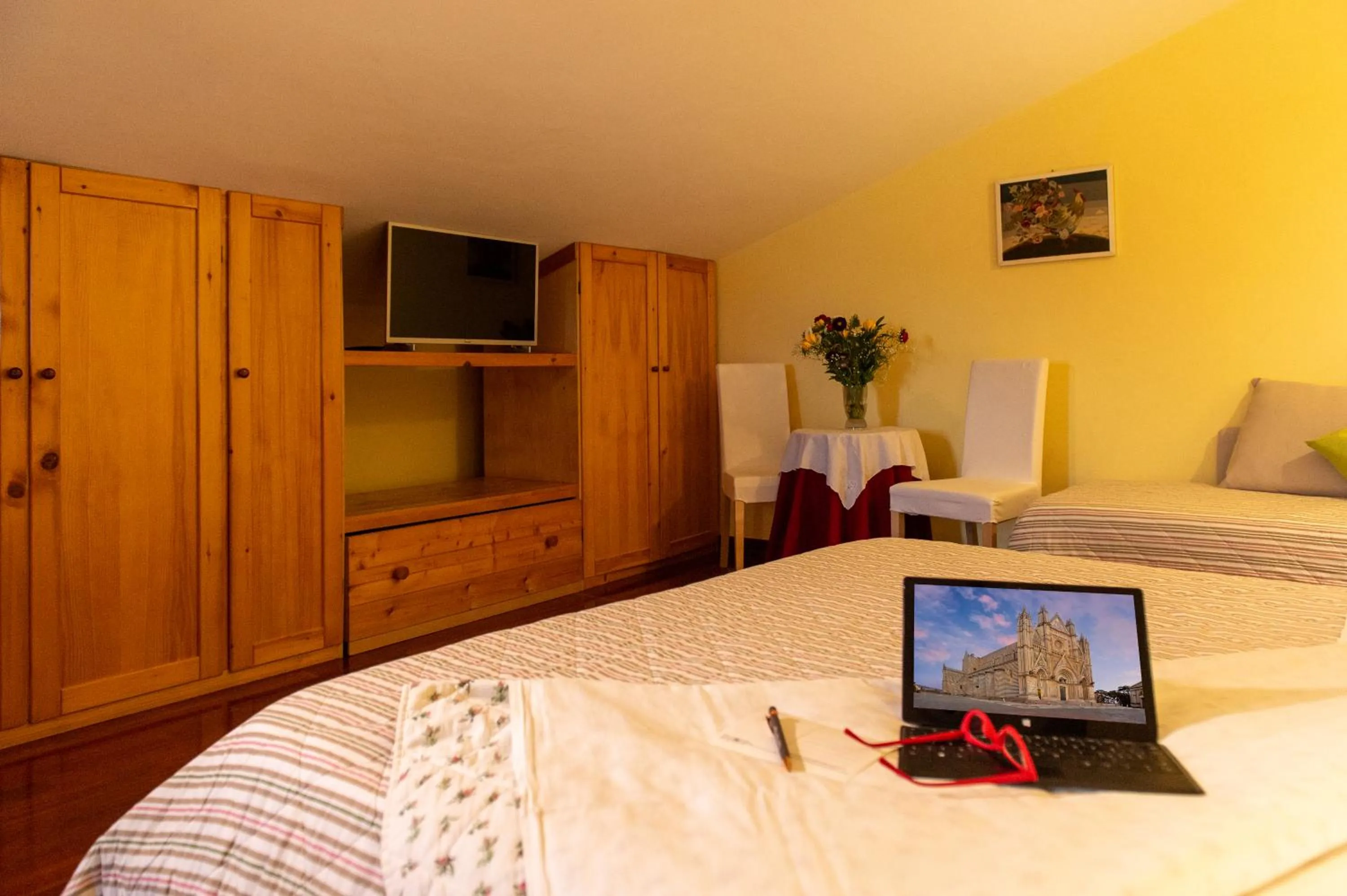 Photo of the whole room, Bed in Podere Sette Piagge