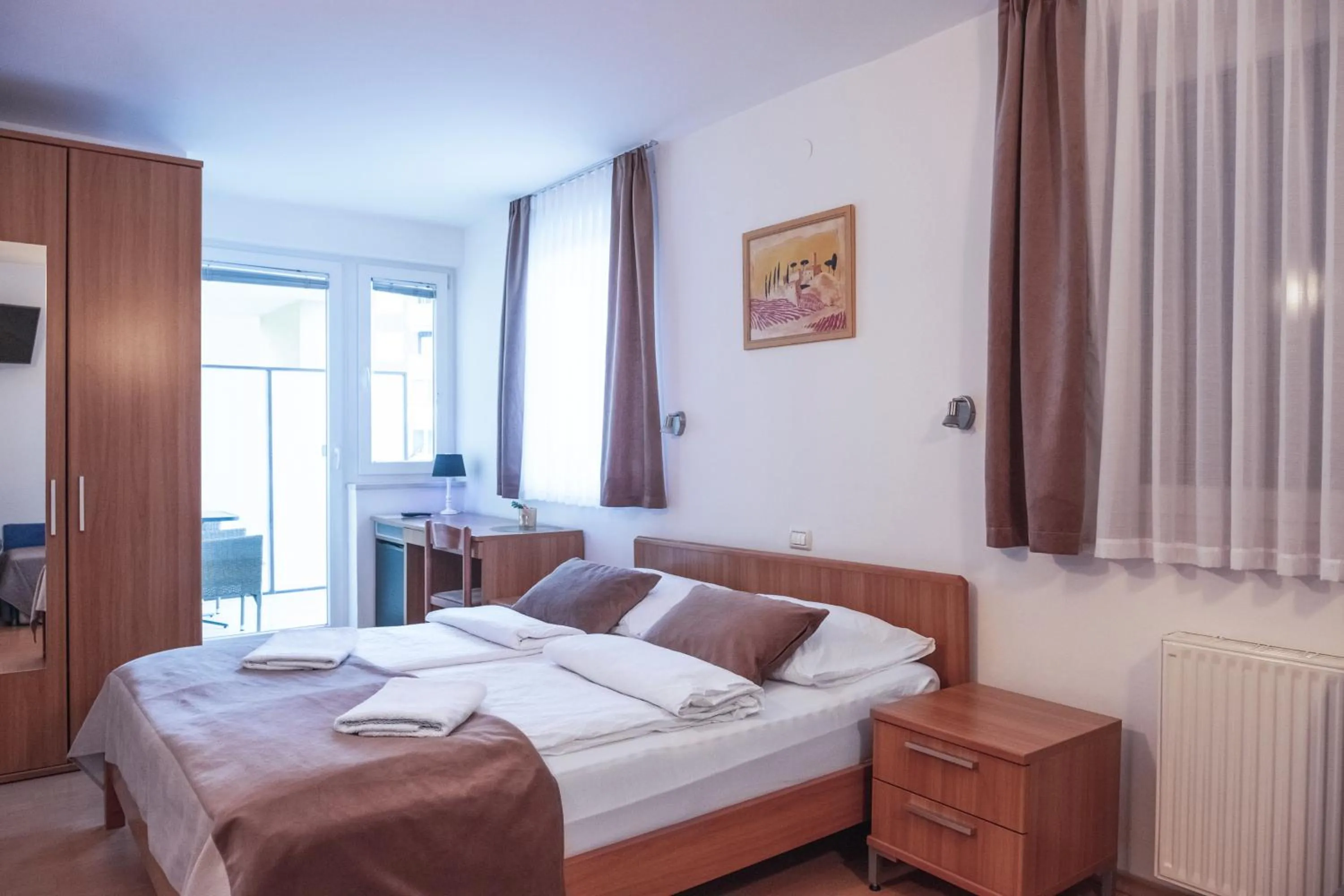 View (from property/room), Bed in Garni Hotel Keltika